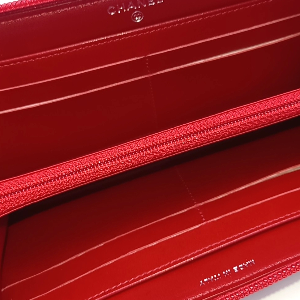 Chanel Patent Camellia Long Wallet (10400793)