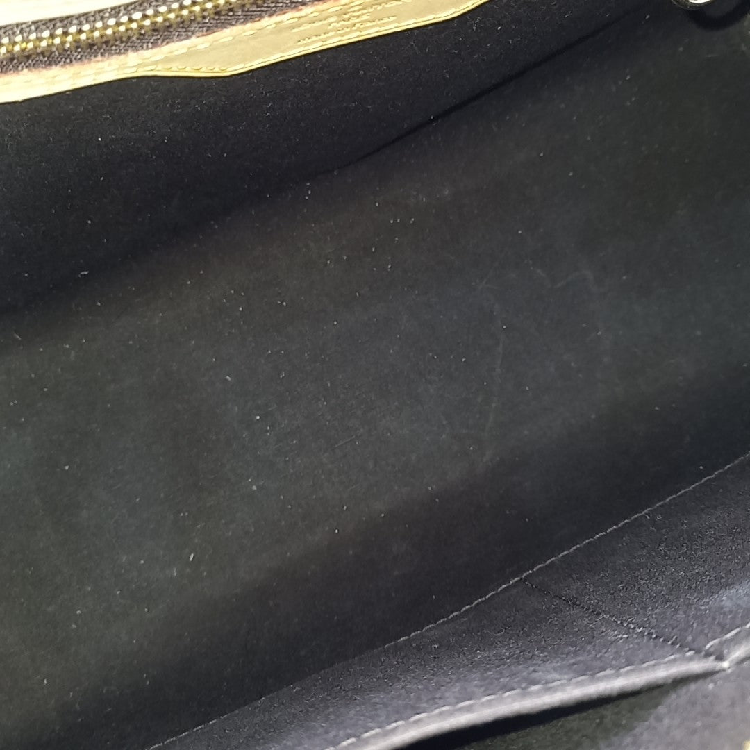 Louis Vuitton Vernis Brea MM M91619 (10520795)