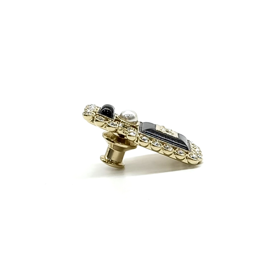 Chanel Brooch (10203528)
