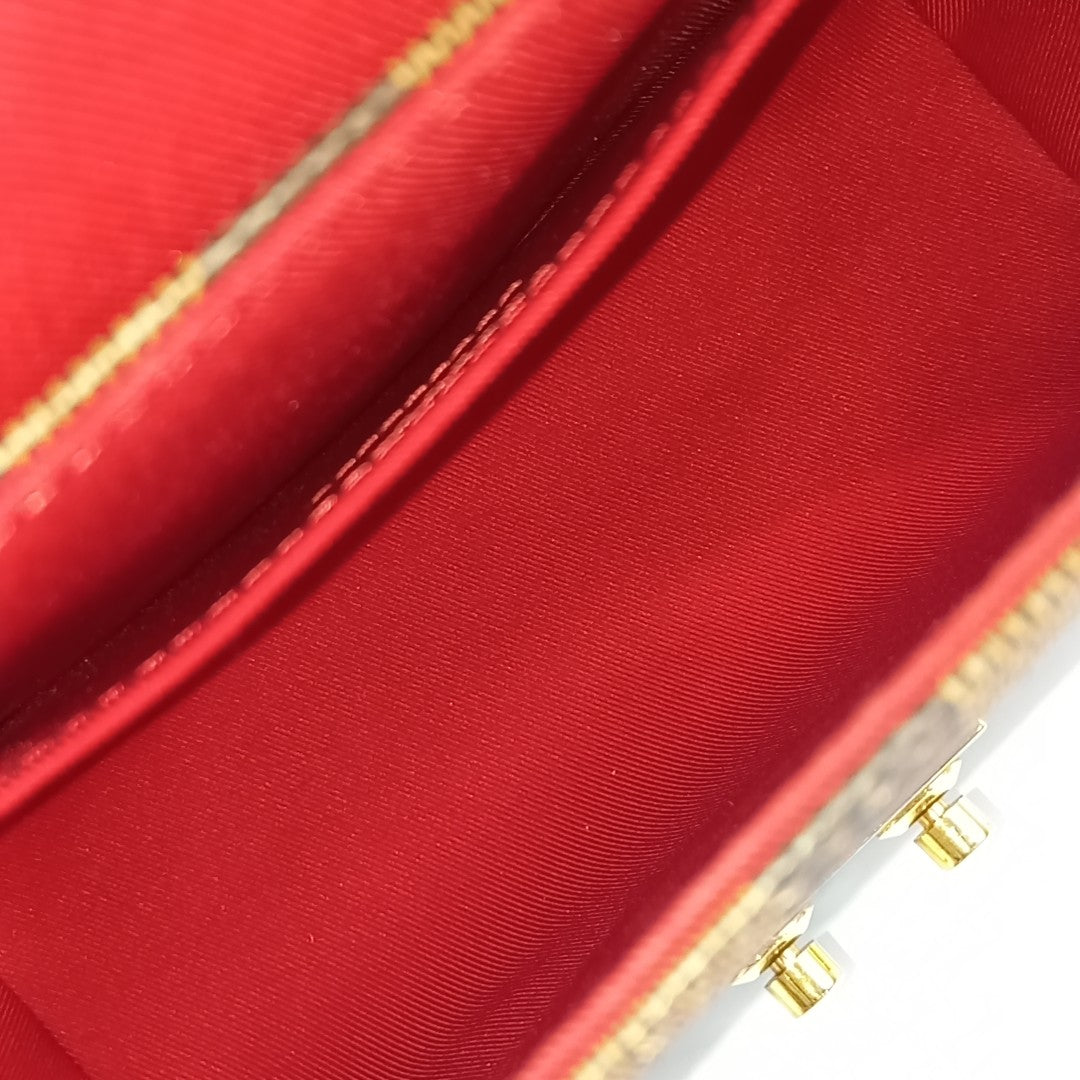 Louis Vuitton Damier Croisette (10508675)