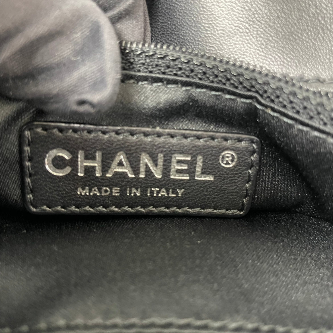 Chanel Black Lambskin Silver Flap ONE Shoulder Bag 20747726 (V3830917)