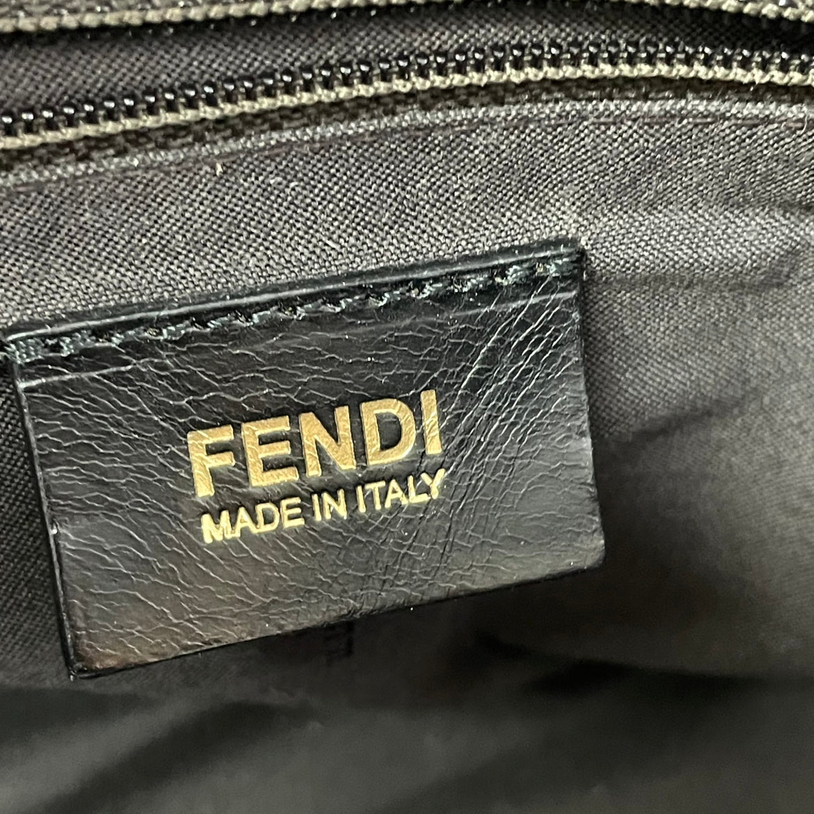 Fendi Red Leather FF Detail Metacrire Mamma Chain ONE Shoulder Bag 8BR638 (V9610904)