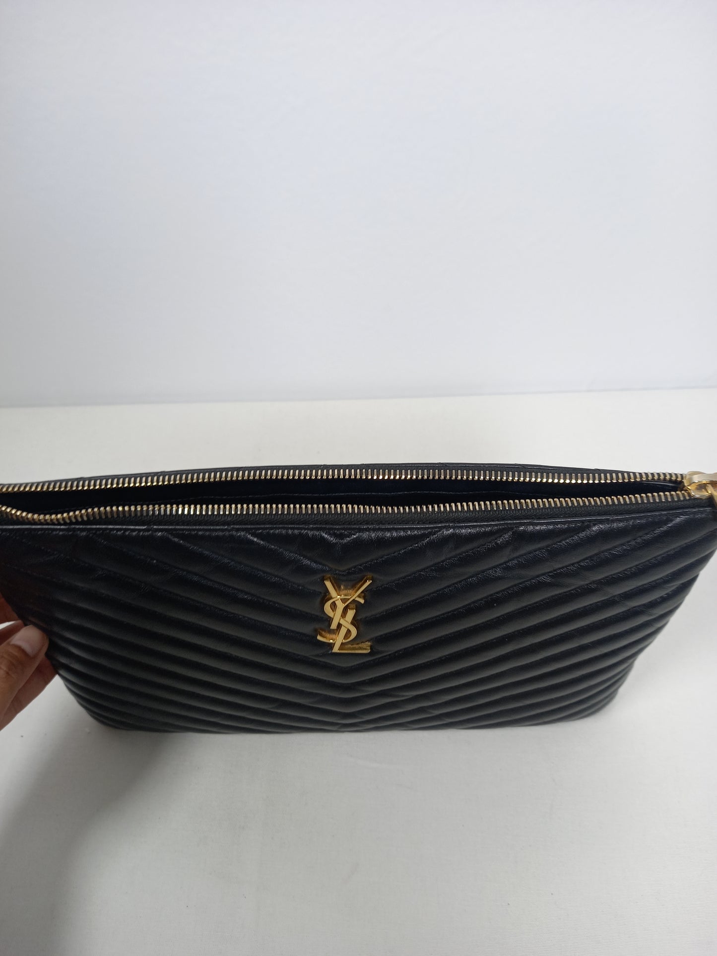 M0804P15 Saint Laurent Cassandre Matelasse Tablet Pouch (JP)