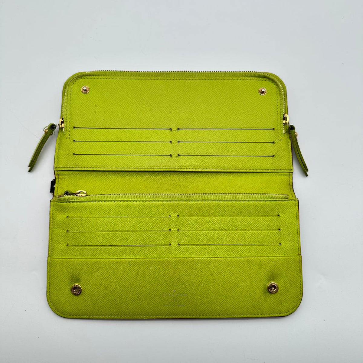 LV black tricolor wallet with green lining (MM039)