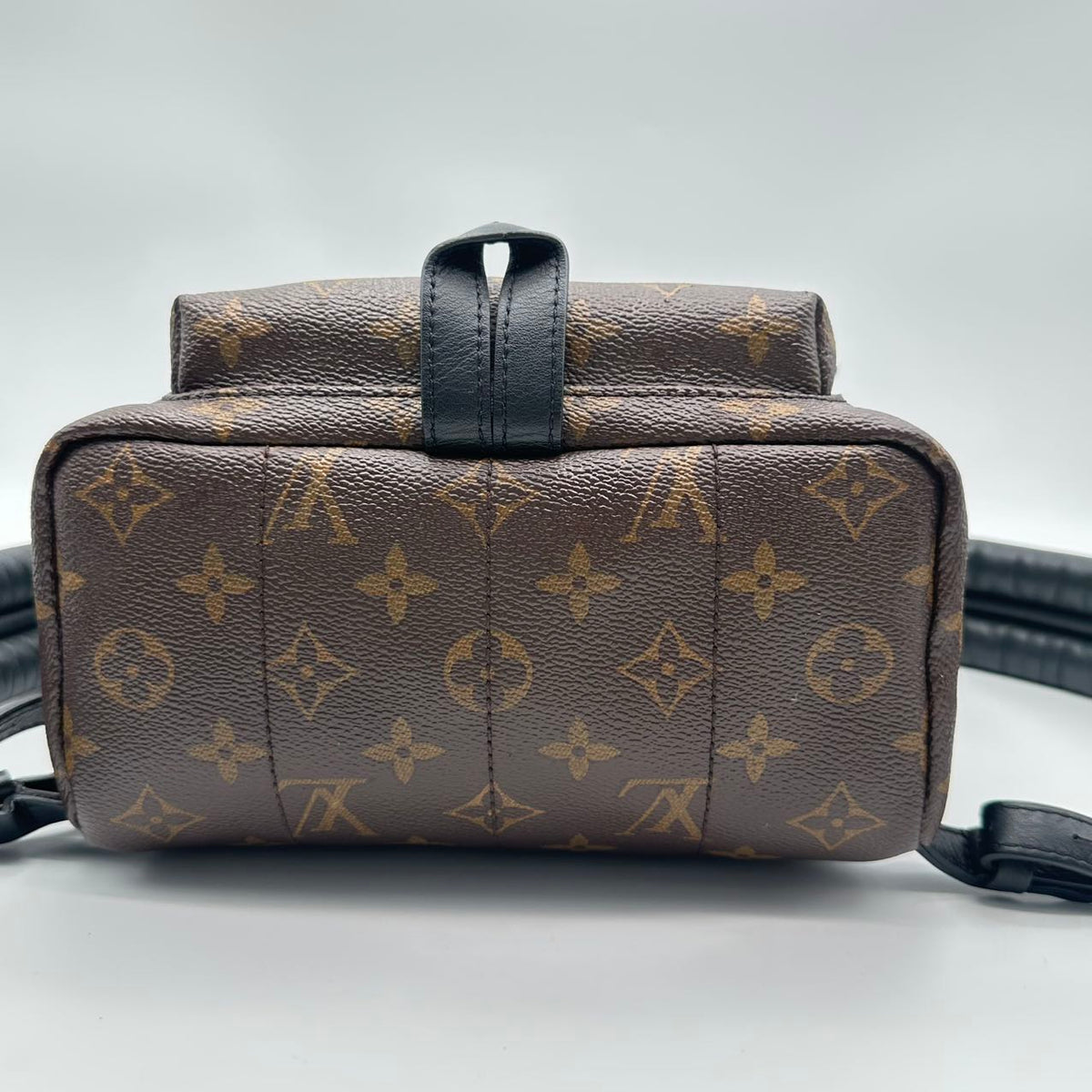 LV monogram backpack (MM047)
