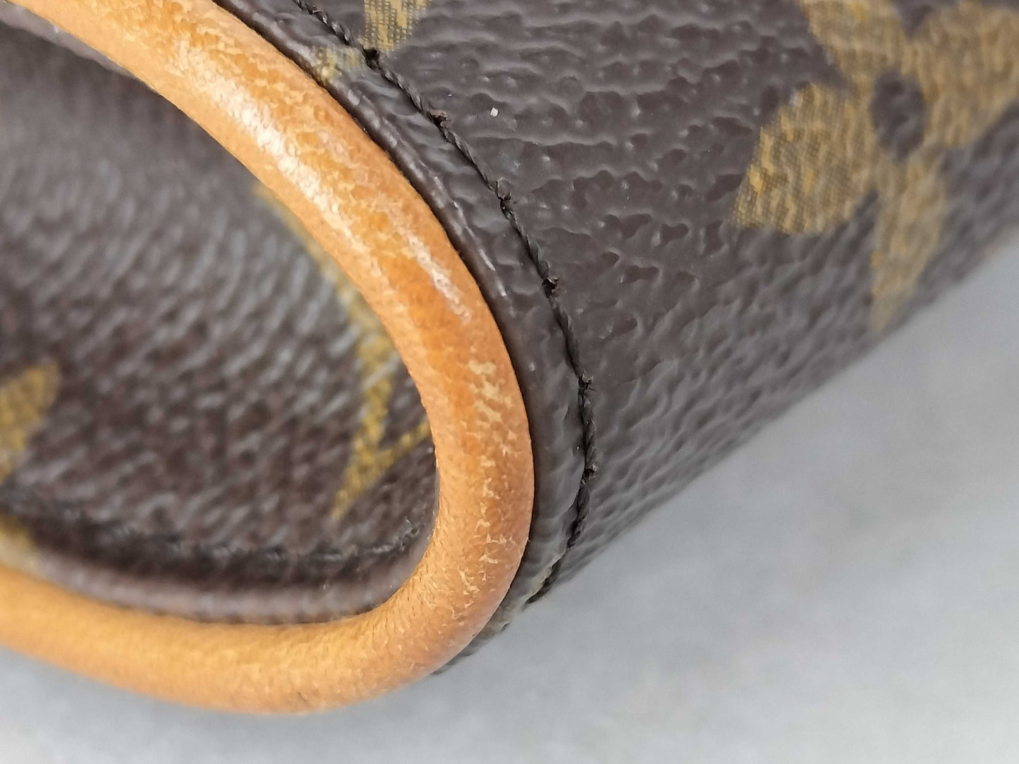 Pre-Owned Louis Vuitton Monogram Pochette Twin GM EC-0071