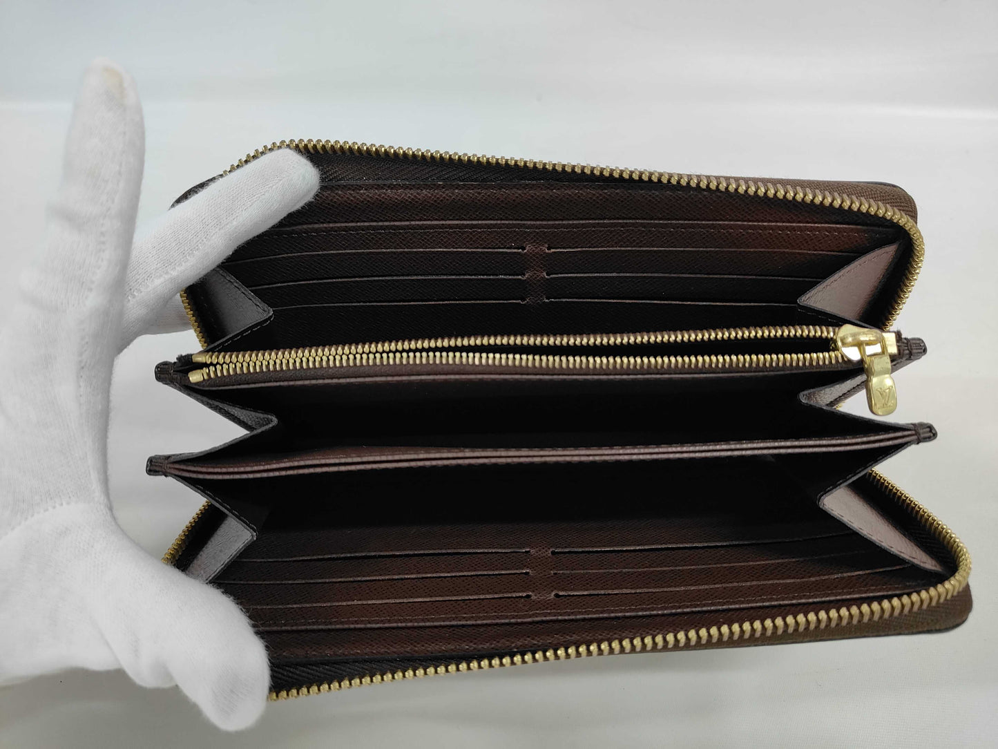 Louis Vuitton Zippy Wallet Damier Ebene EC-0377