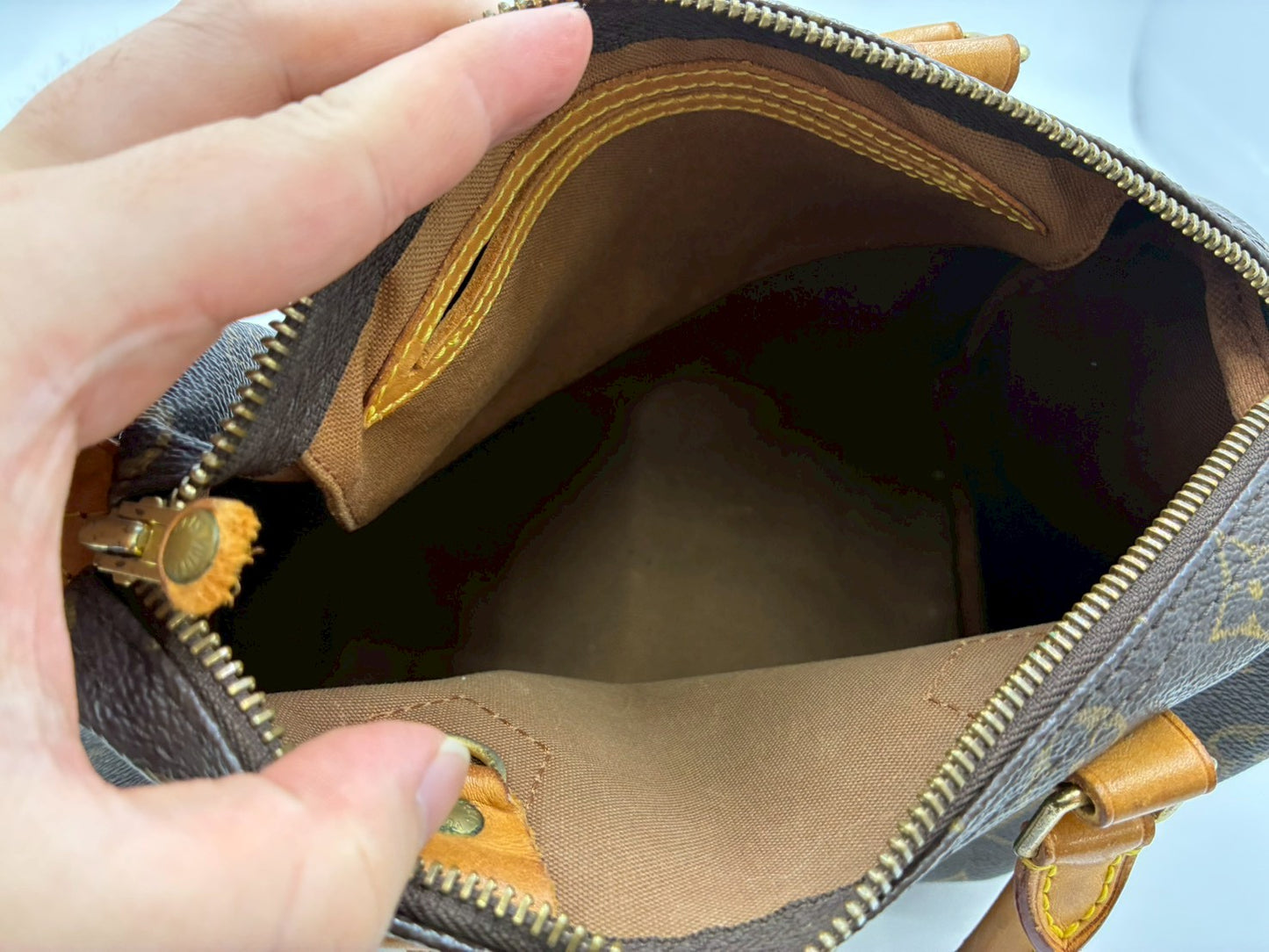 Louis Vuitton Monogram Speedy 25 - 2250006556775