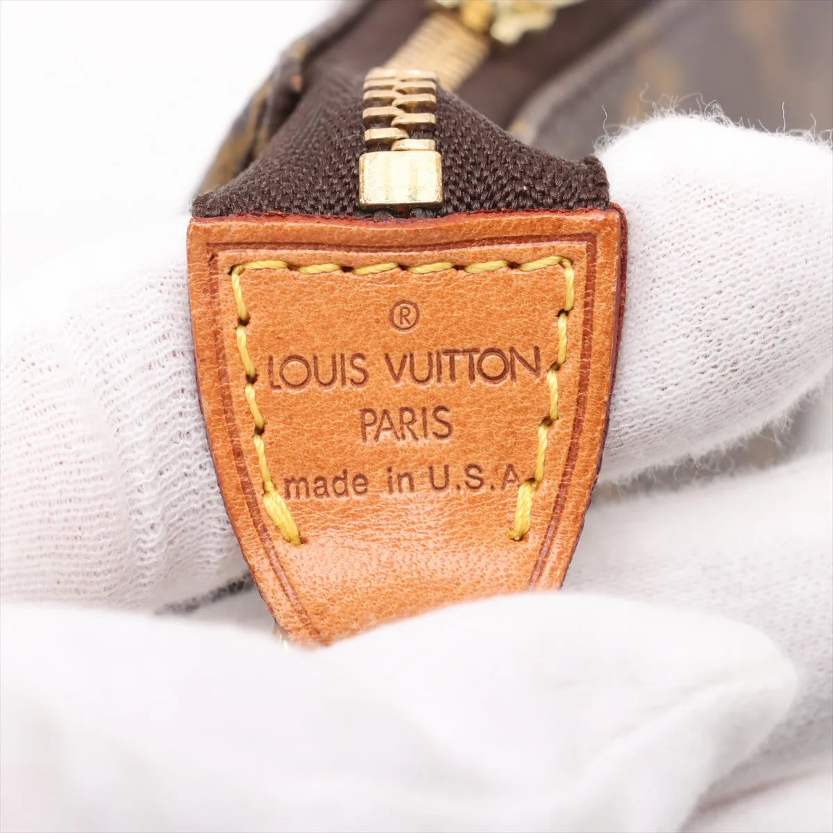 Pre-Owned Louis Vuitton Monogram Pochette Accessoire SB06-753
