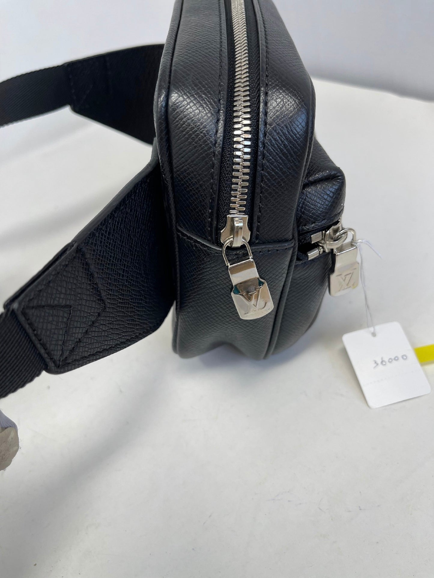 Louis Vuitton Taiga Lama Outdoor Messenger