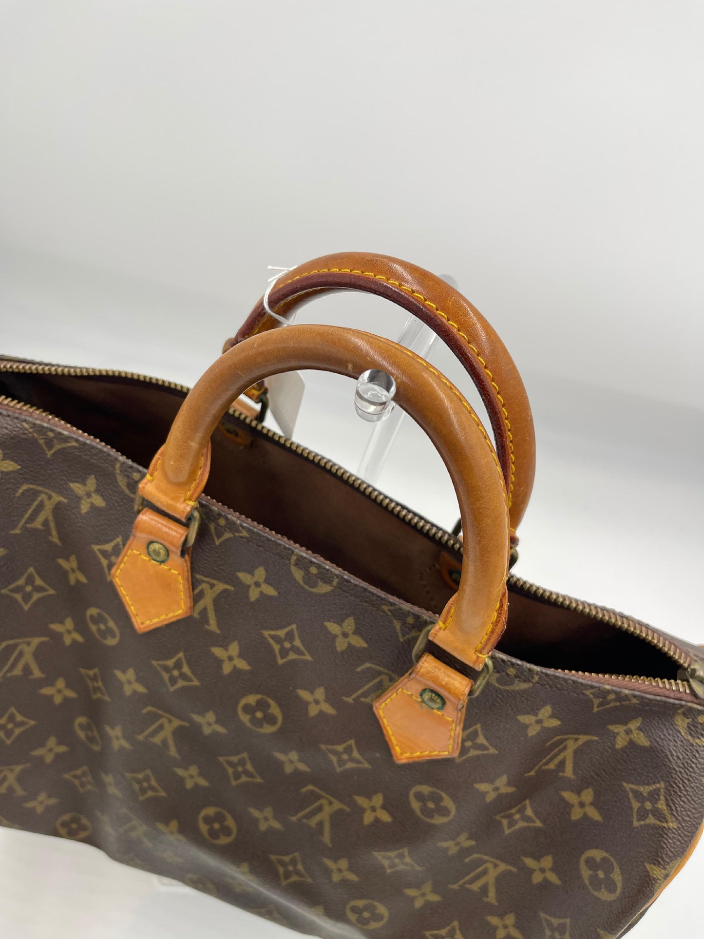 Louis Vuitton Speedy