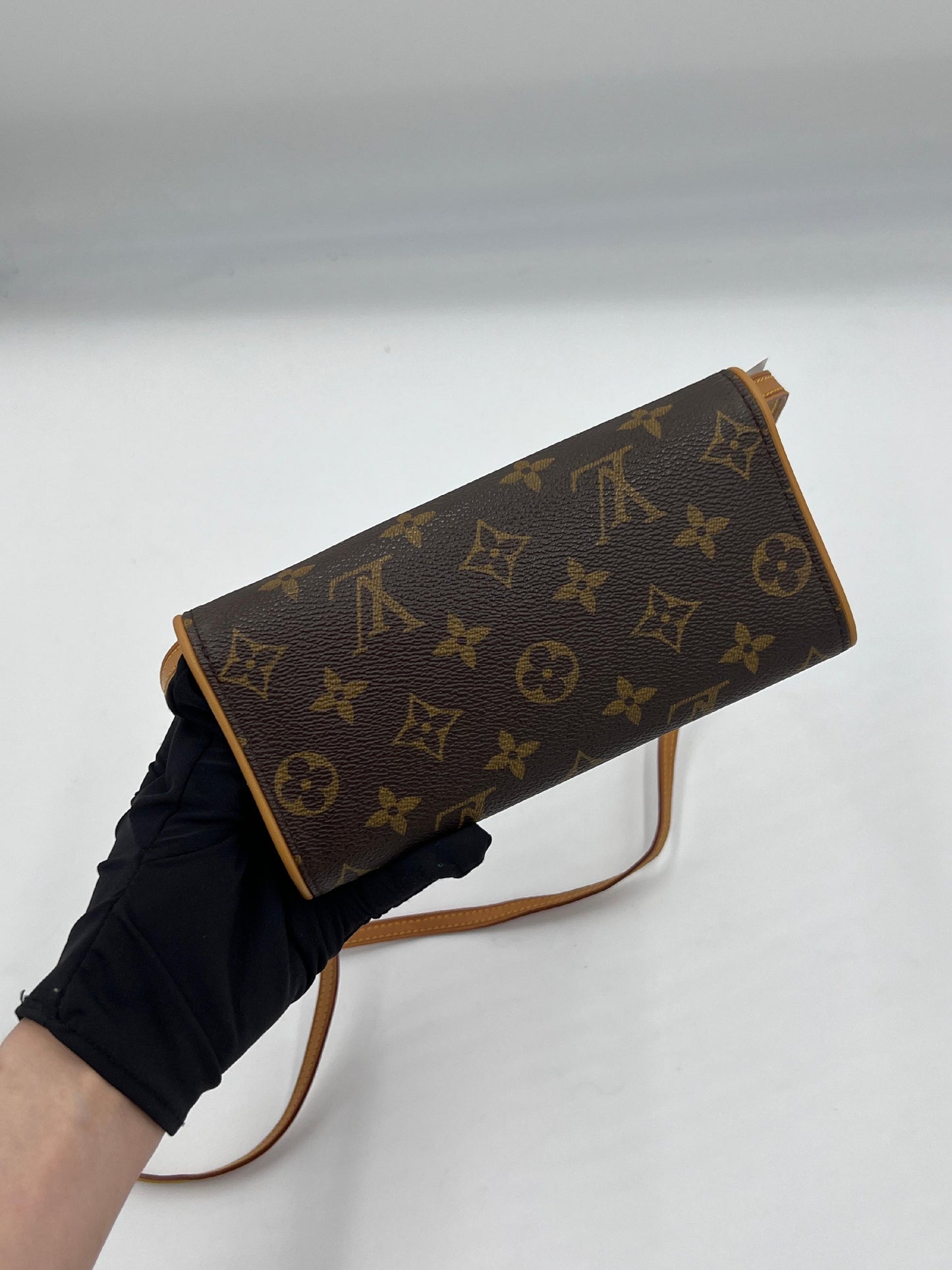 Louis Vuitton Pochette Twin