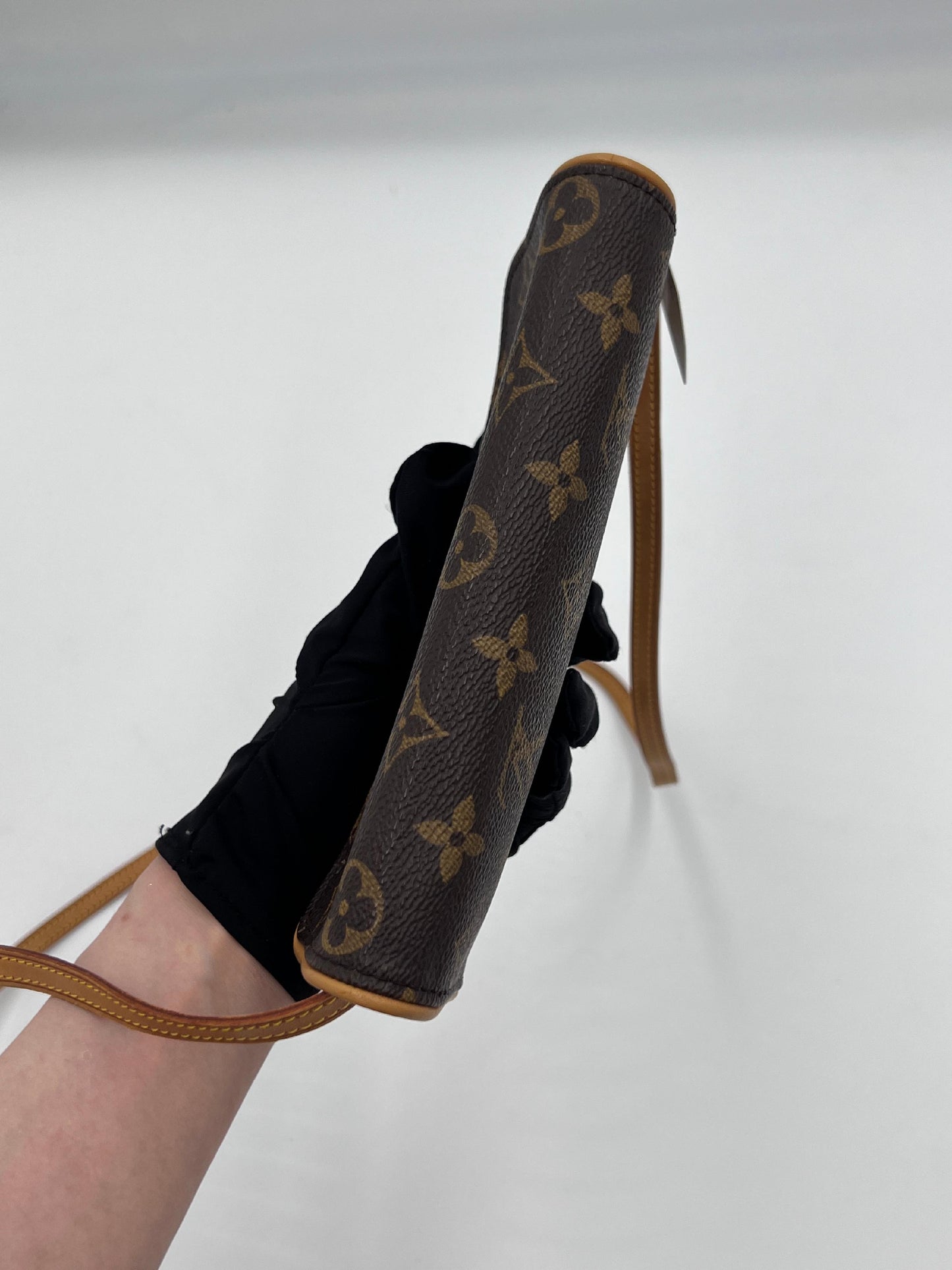 Louis Vuitton Pochette Twin