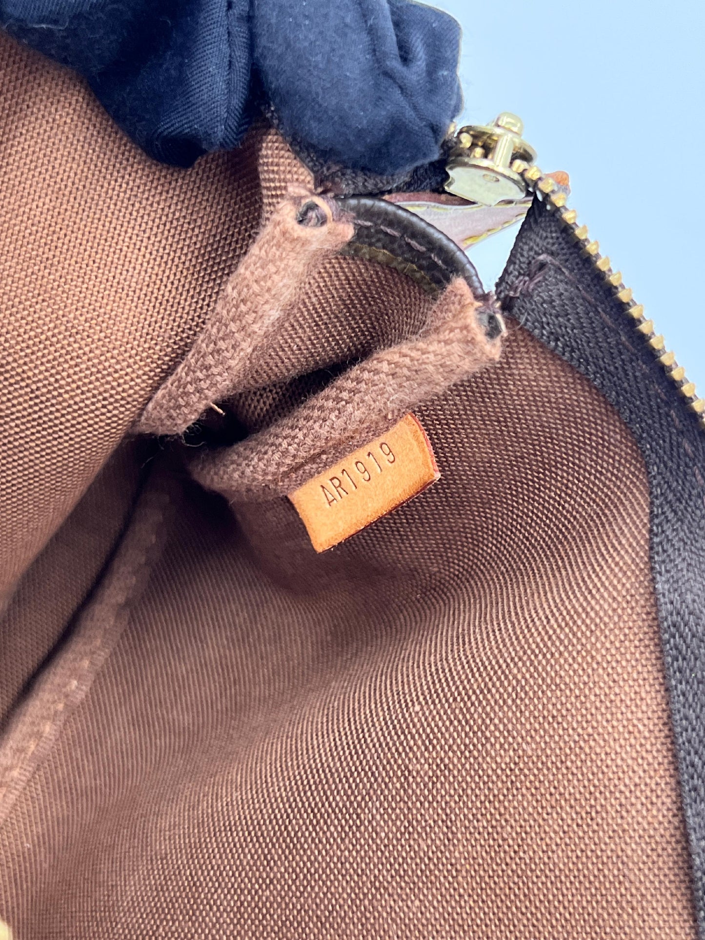 Louis Vuitton Pochette Accessoire