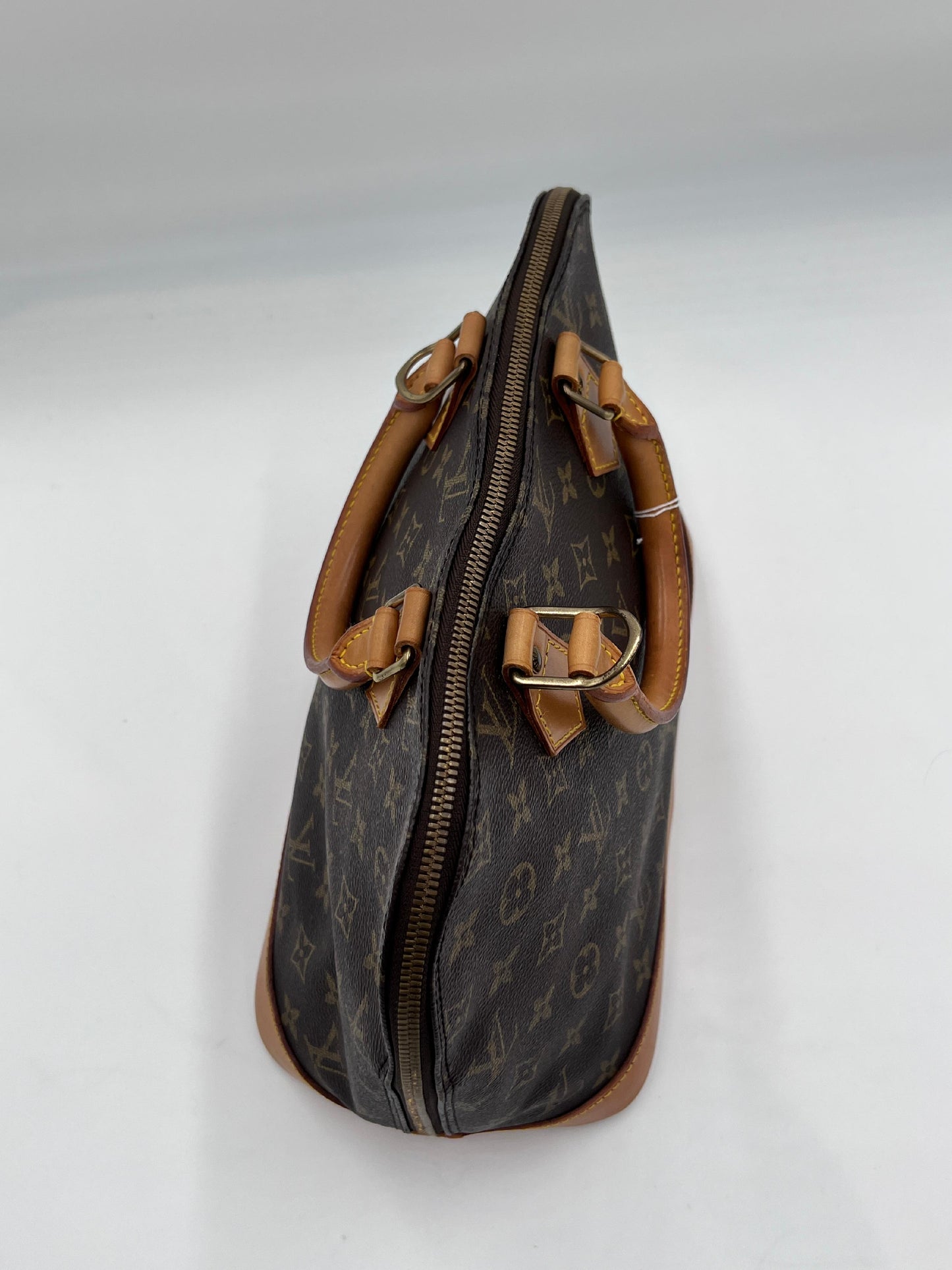 Louis Vuitton Alma (AH605)