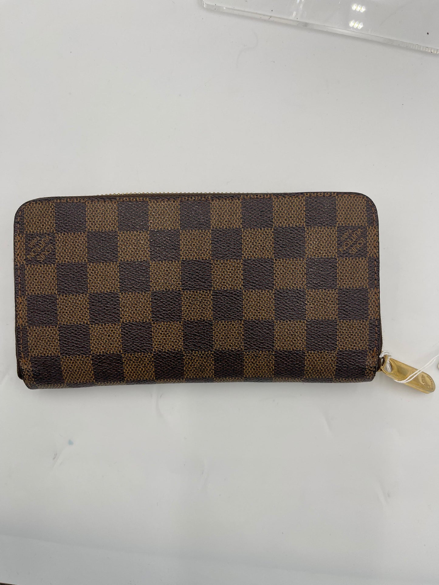 Louis Vuitton Zippy Wallet Damier