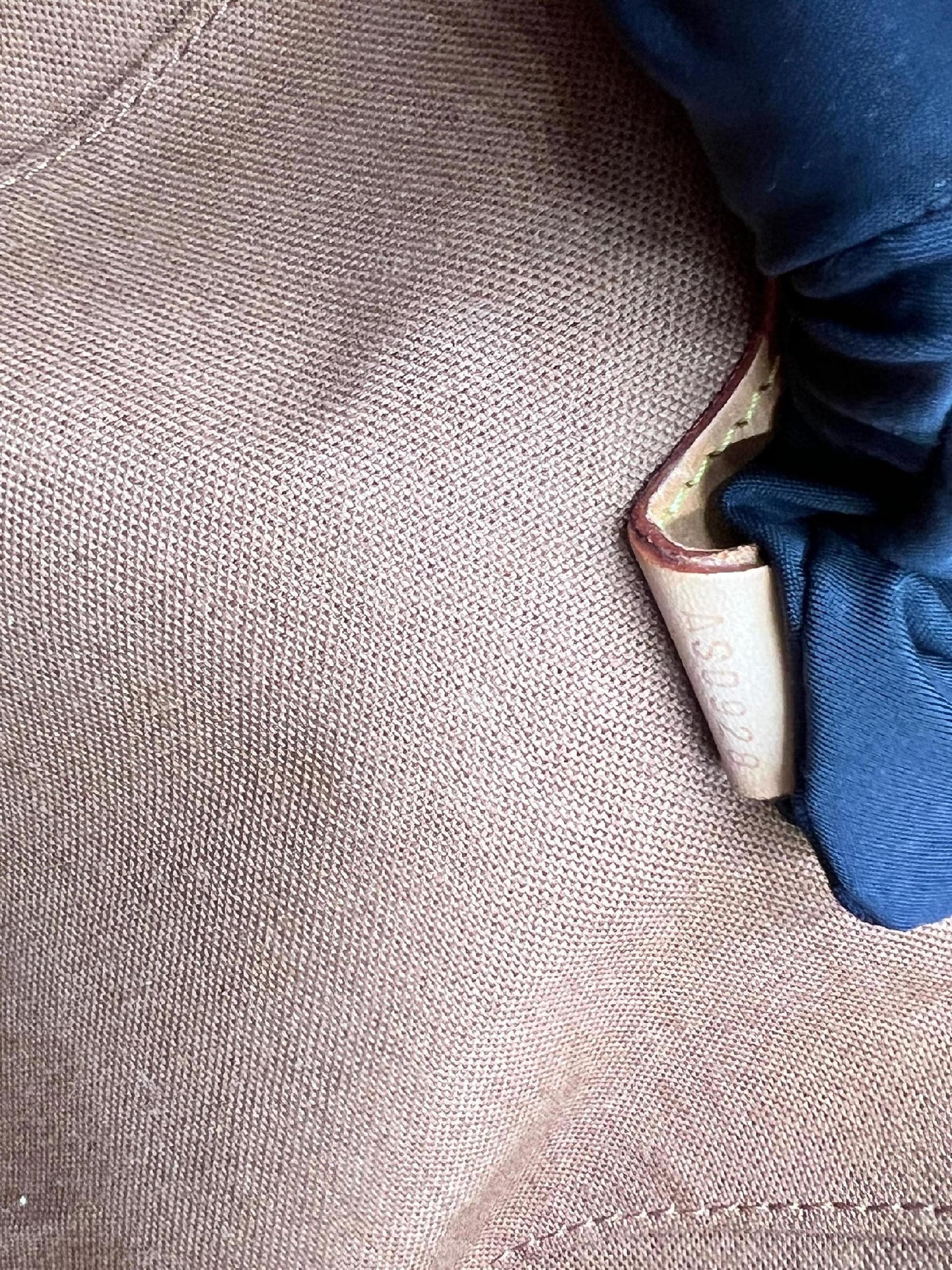 Louis Vuitton Ellipse MM