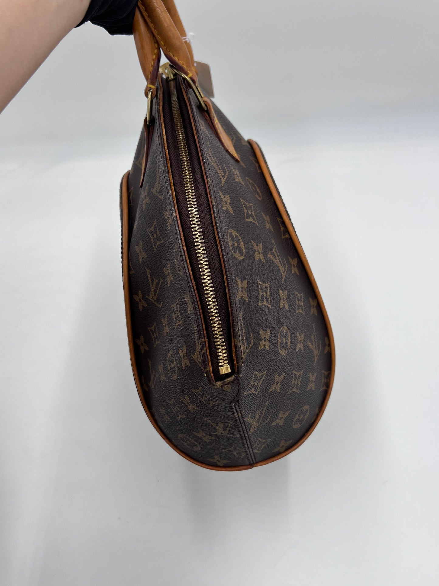 Louis Vuitton Ellipse MM