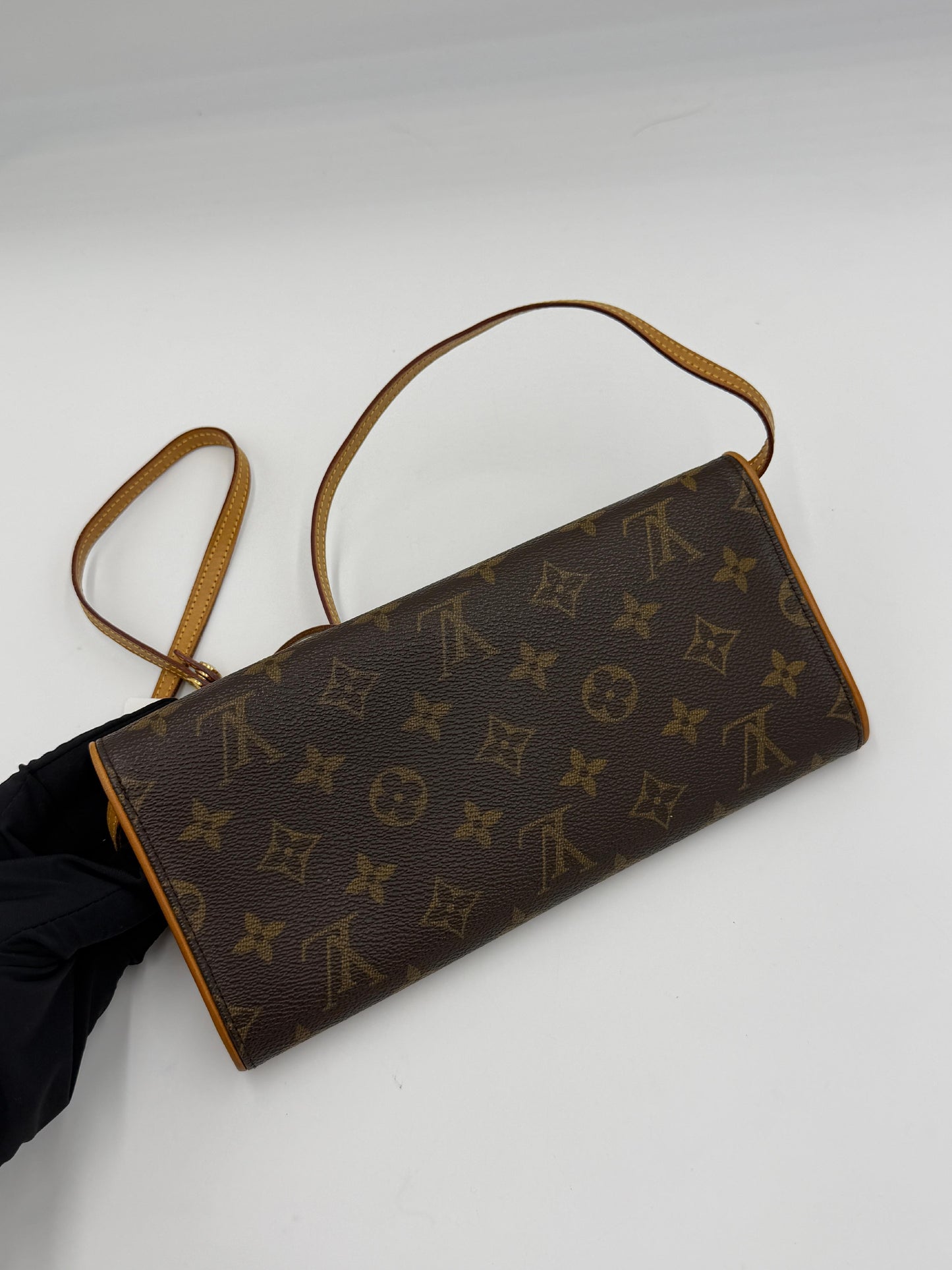 Louis Vuitton Pochette Twin GM