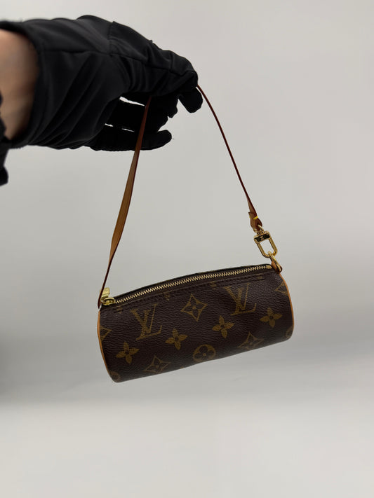 Louis Vuitton Papillon Pouch