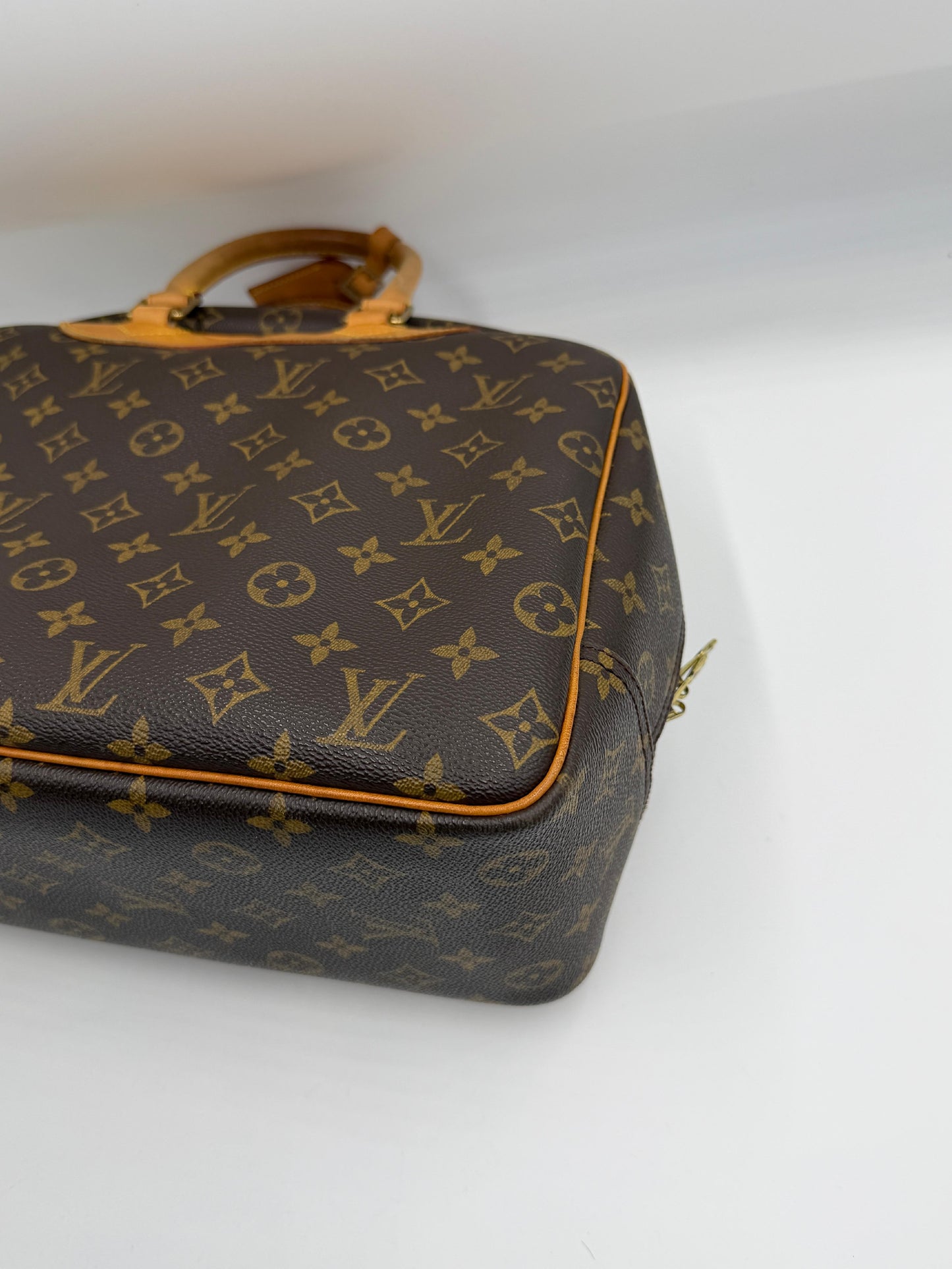 Louis Vuitton Deauville Pre-Owned