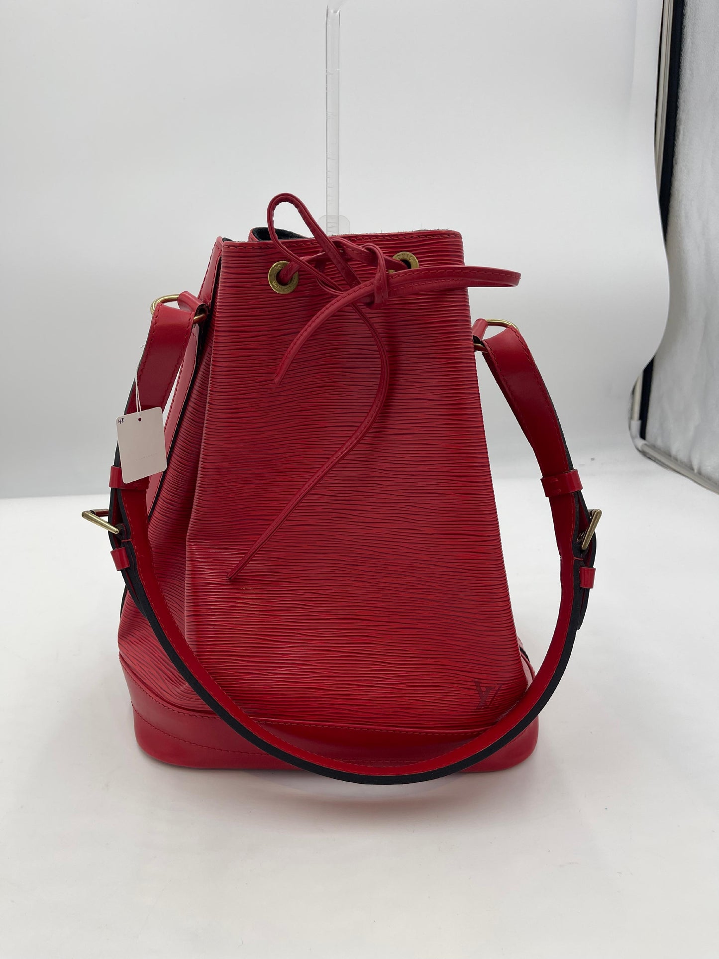 Louis Vuitton Epi Noé GM