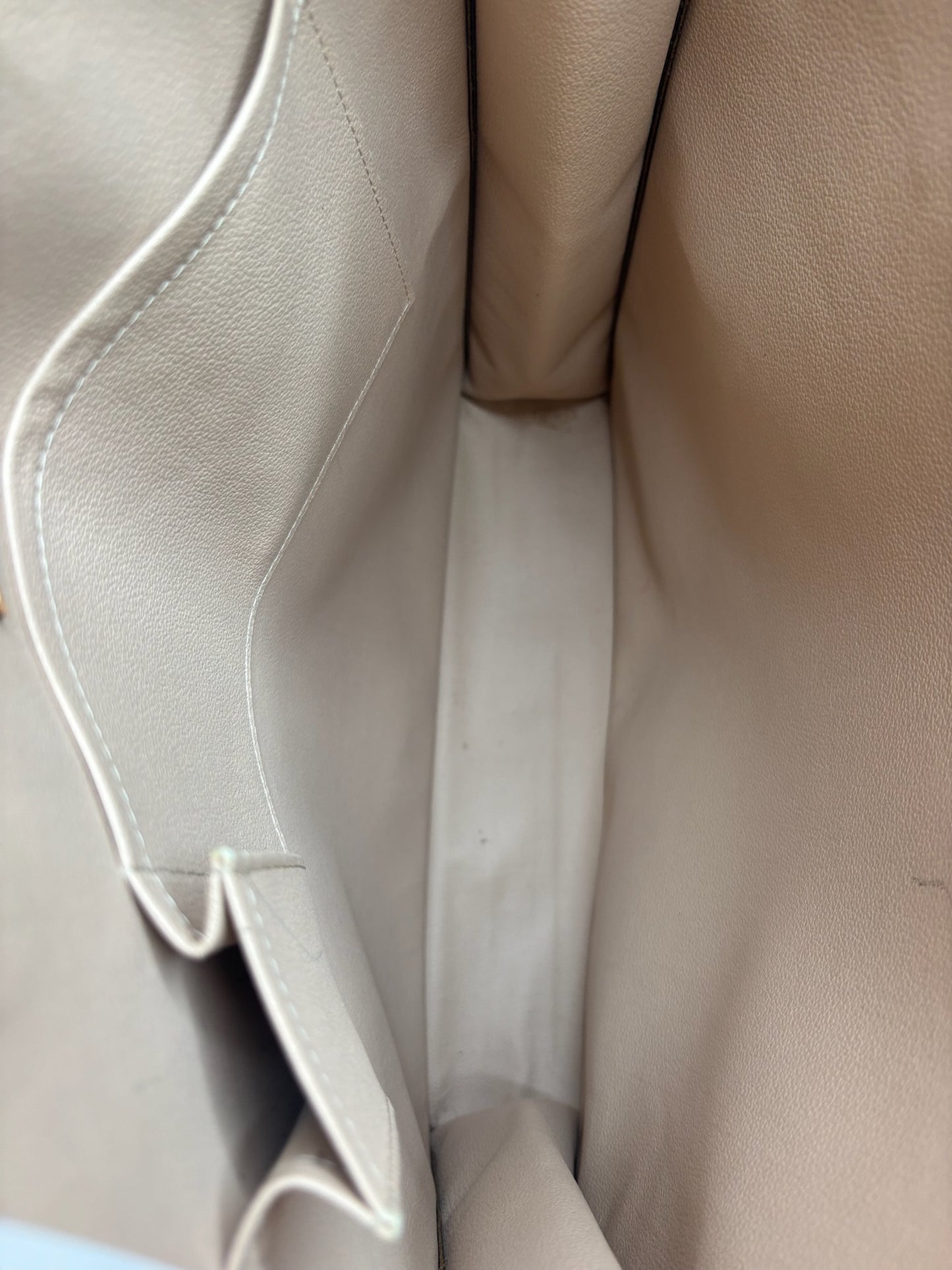 Louis Vuitton Monogram Sac Plat Tote Bag