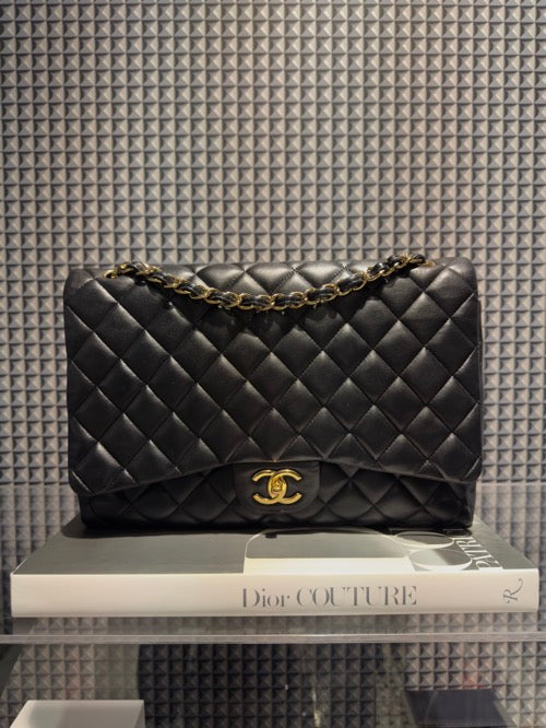 Chanel Classic Flap Bag 11.12 Maxi