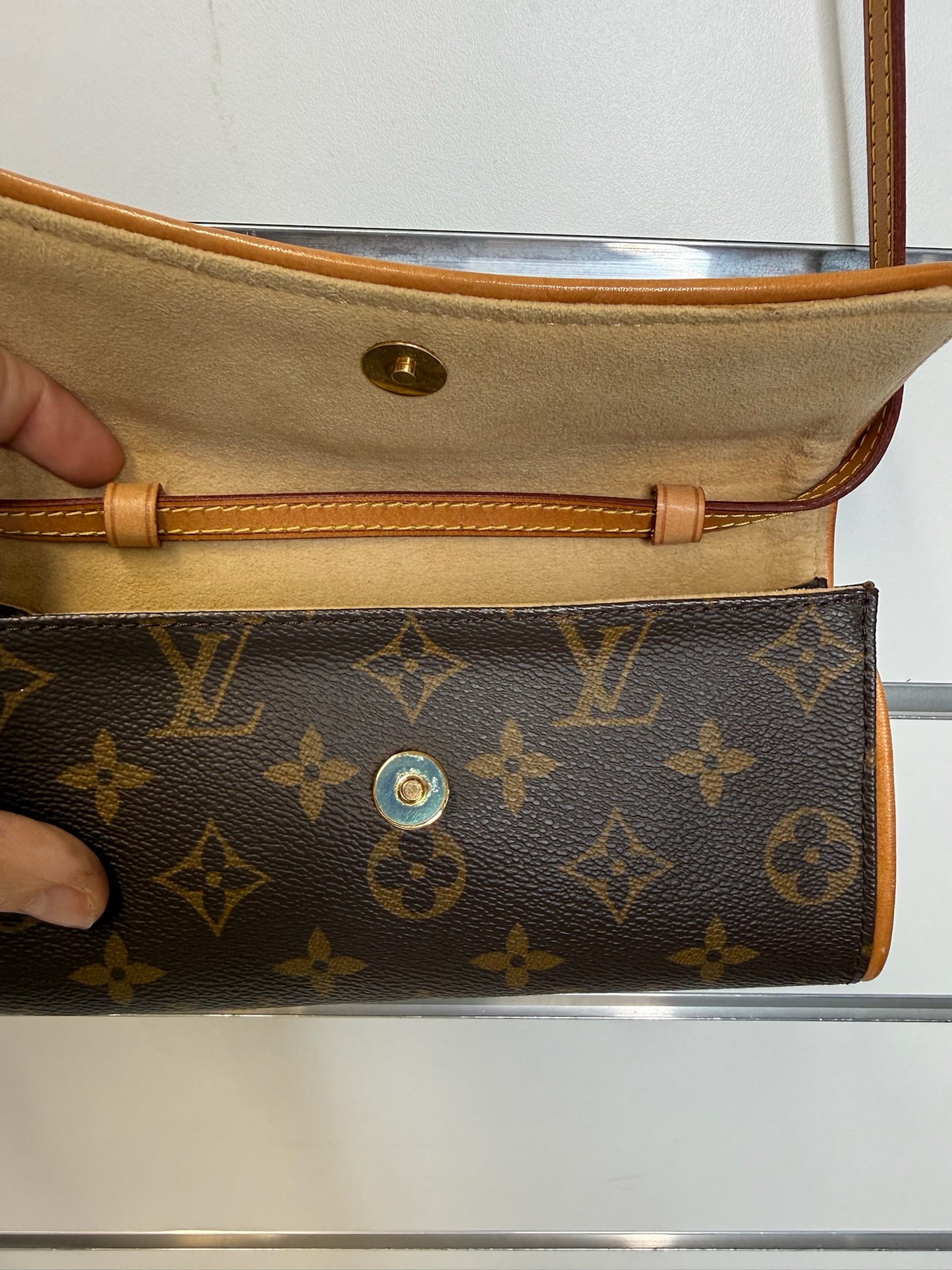 Louis Vuitton Pochette Twin K95