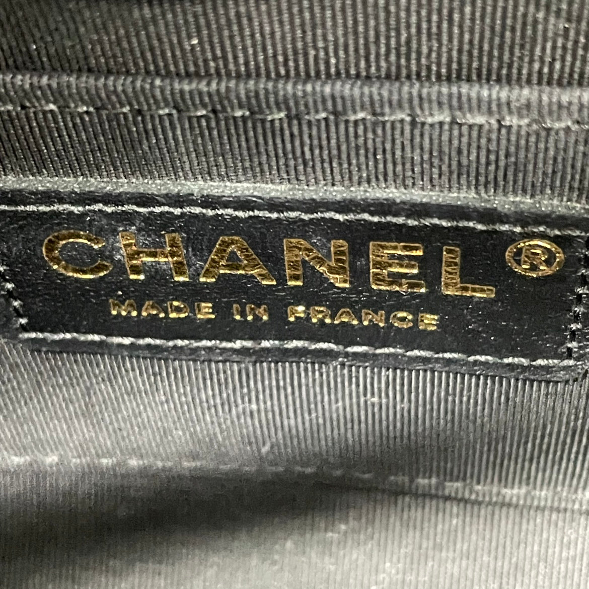 Chanel Black Leather Chevron Hampton Gold Hardware Flap Mini Shoulder Bag (V38165107HL)