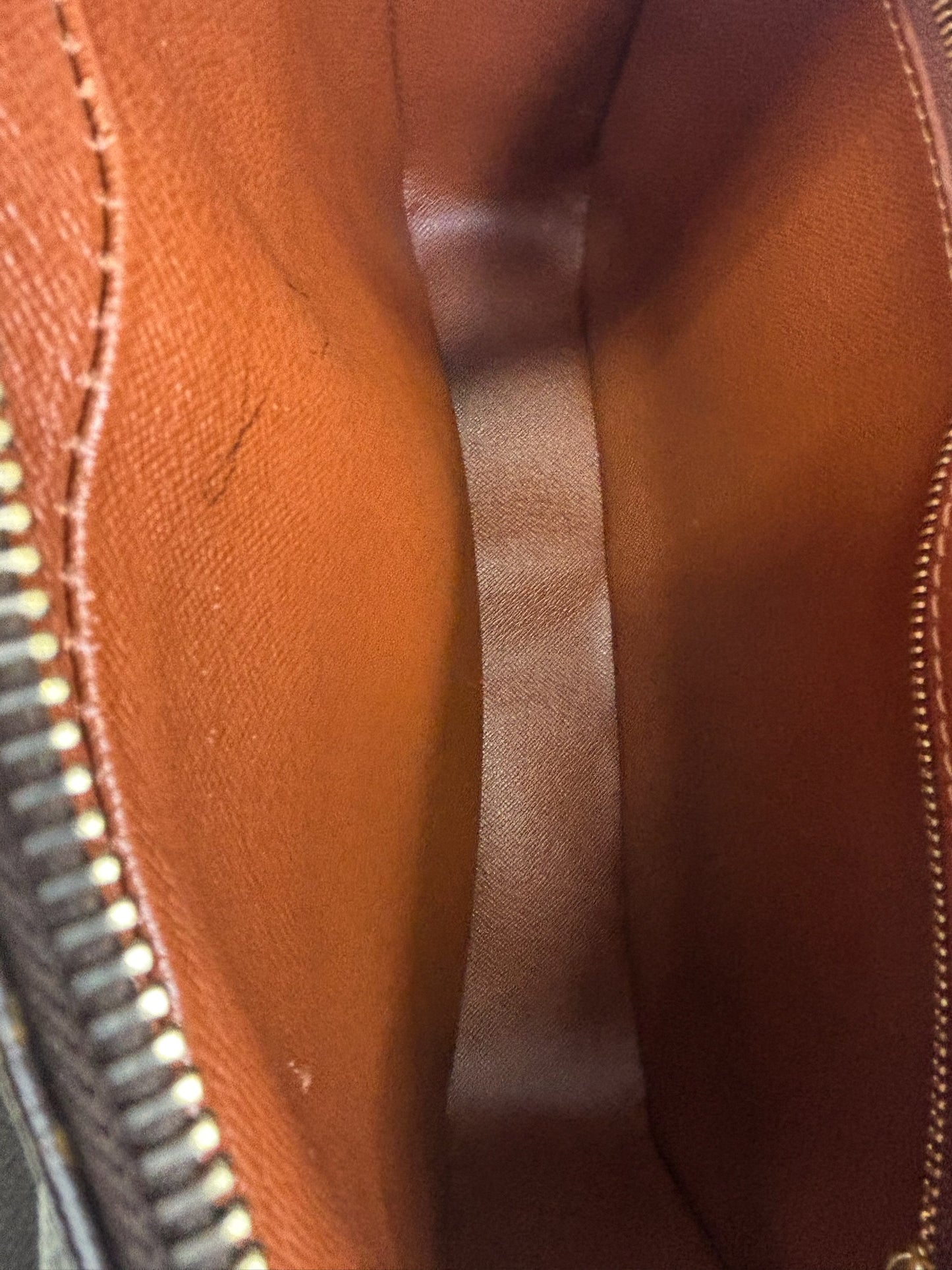 Louis Vuitton Monogram Nil Crossbody Bag (JP)