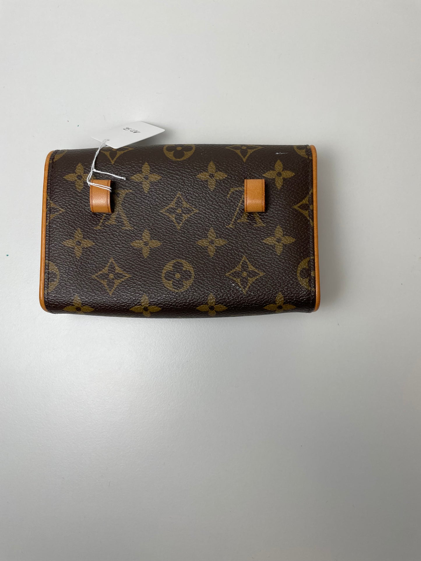 Pre-Owned Louis Vuitton Pochette Florentine XS AJ156