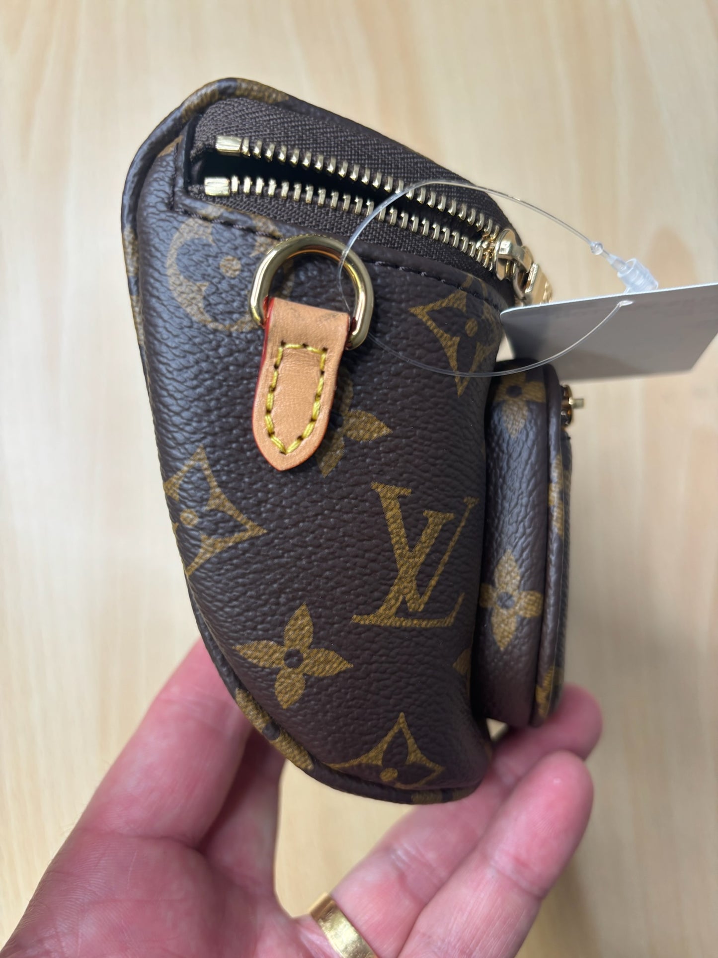 Louis Vuitton Mini Bumbag K18