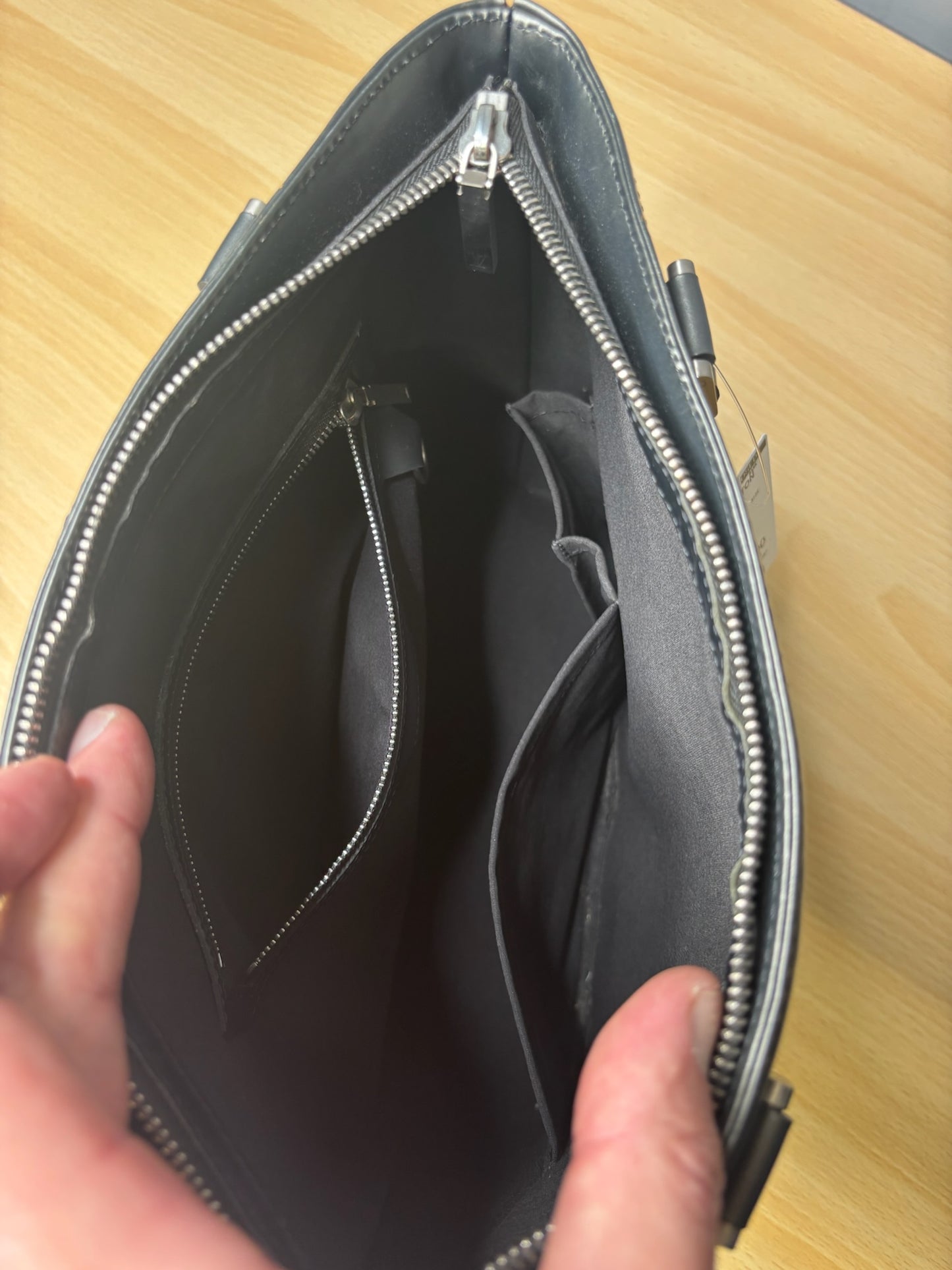 Louis Vuitton Stockton Tote K36