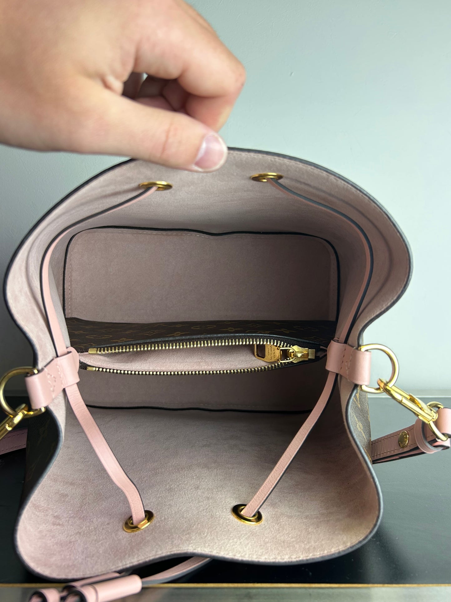 Louis Vuitton Monogram NéoNoé MM tote bag