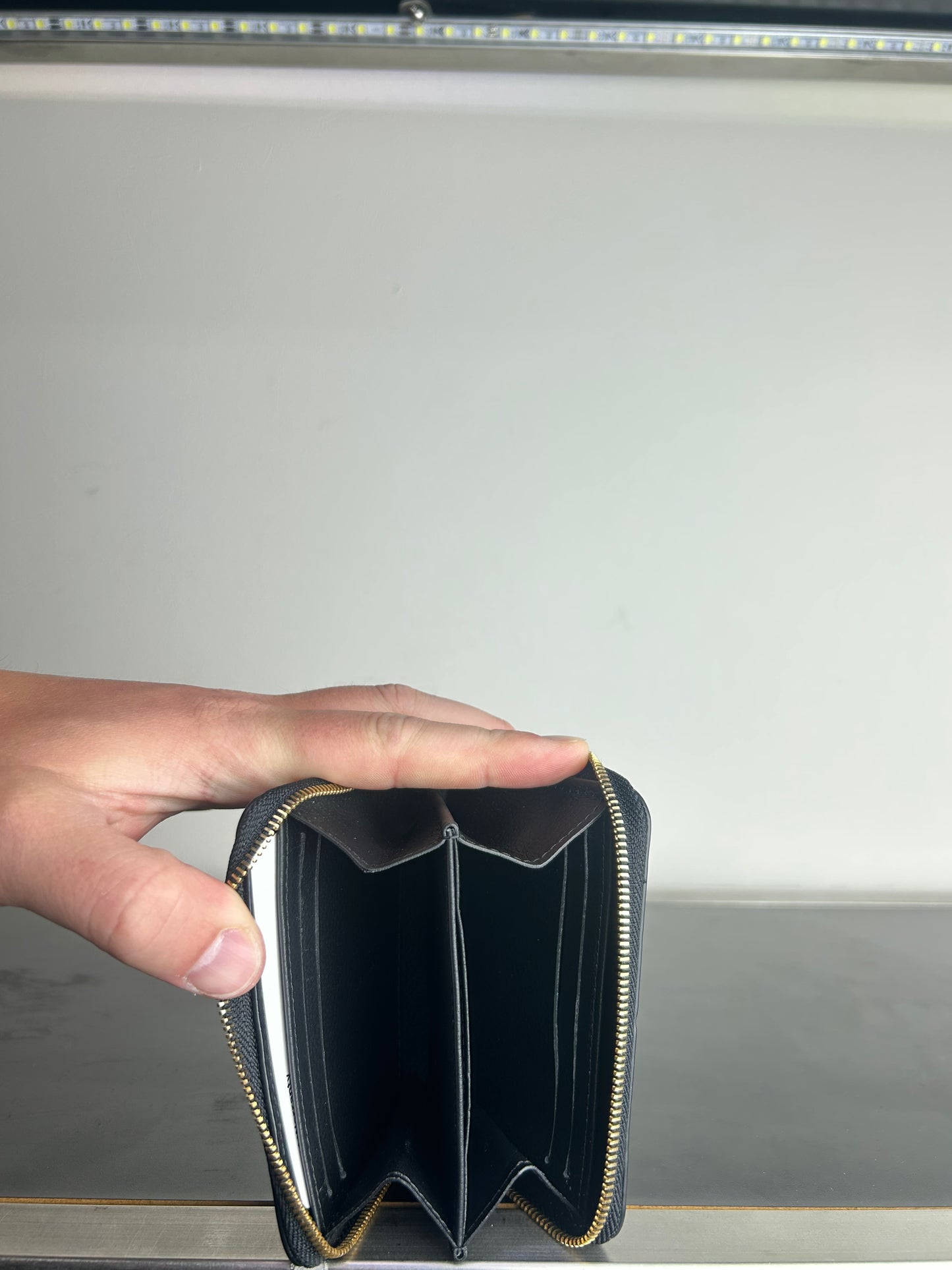 Louis Vuitton Monogram Empreinte leather Zippy Coin Purse