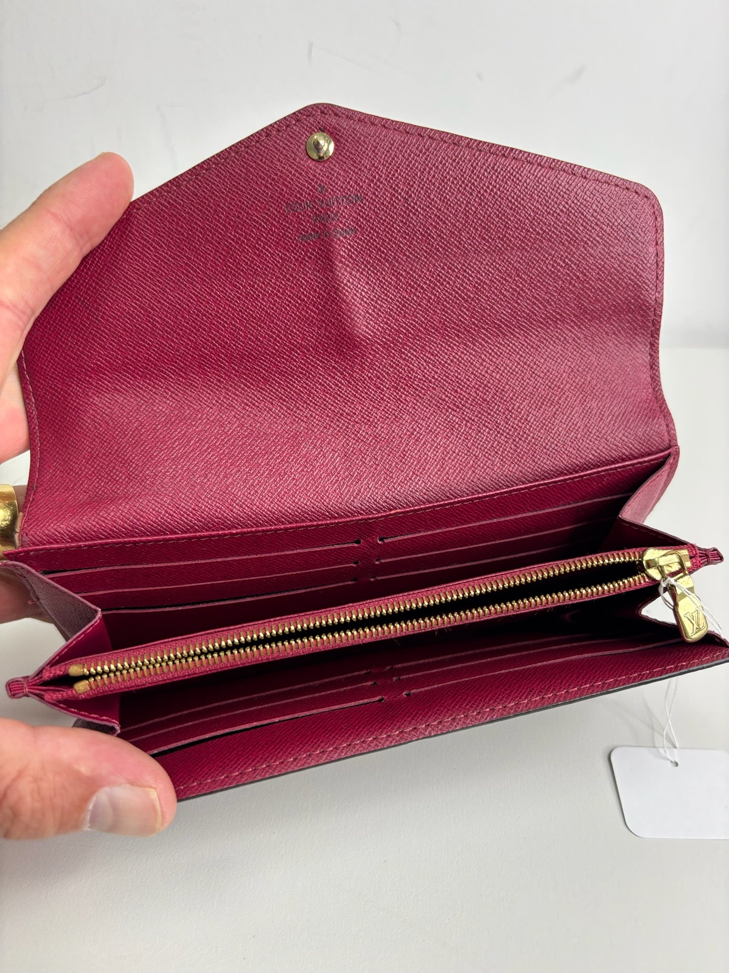 Louis Vuitton Sarah Wallet (JPD04-63)