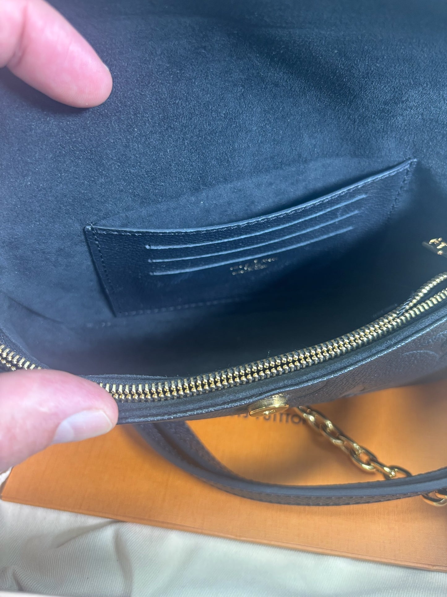 Louis Vuitton Black Leather Monogram Empreinte Wallet On Chain Ivy ONE Shoulder Bag M82154 (V12145409HC)