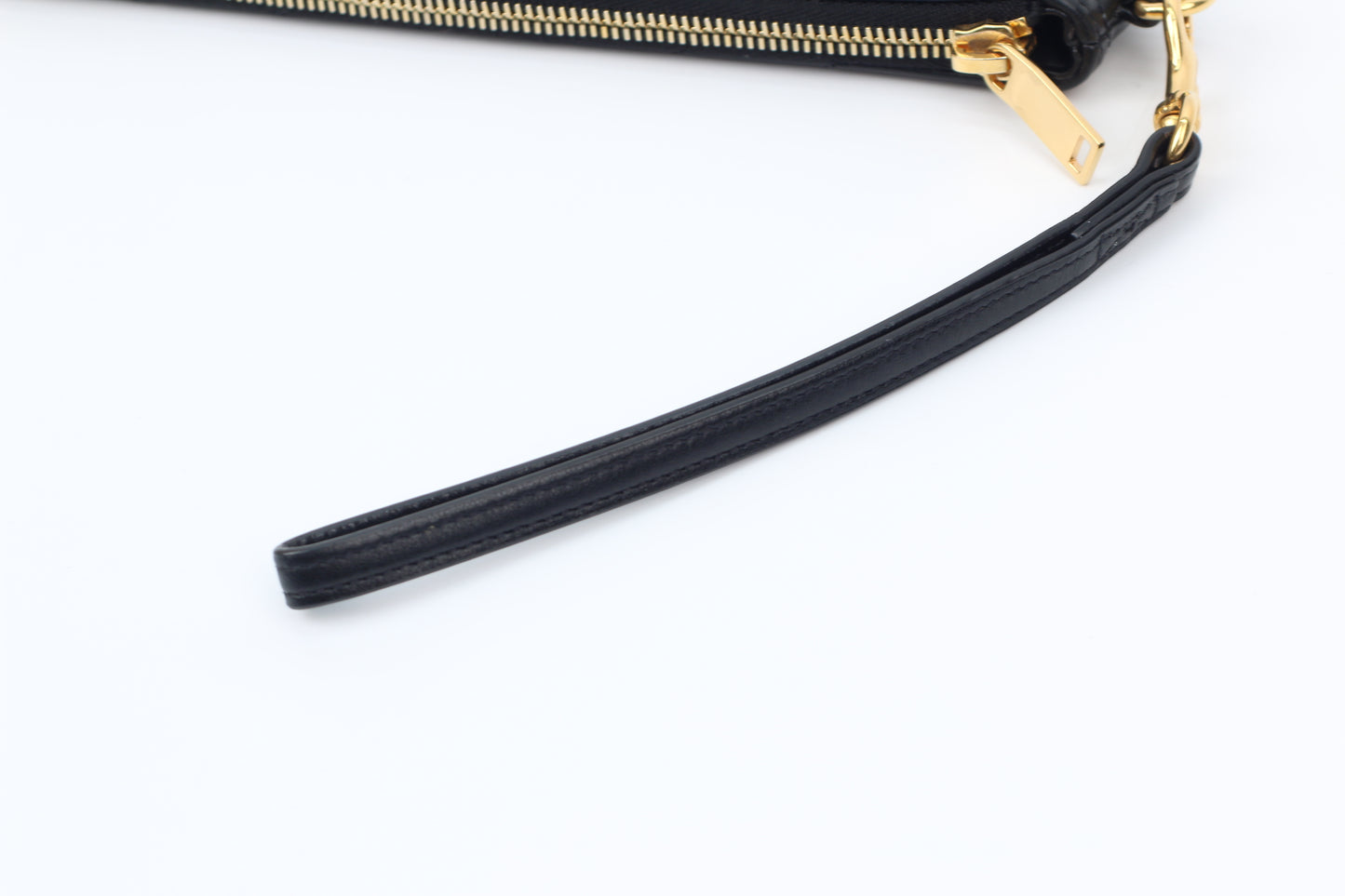 Saint Laurent Black Leather Quilted Silver Hardware Monogram Small Pouch 379039 (V2515121H)