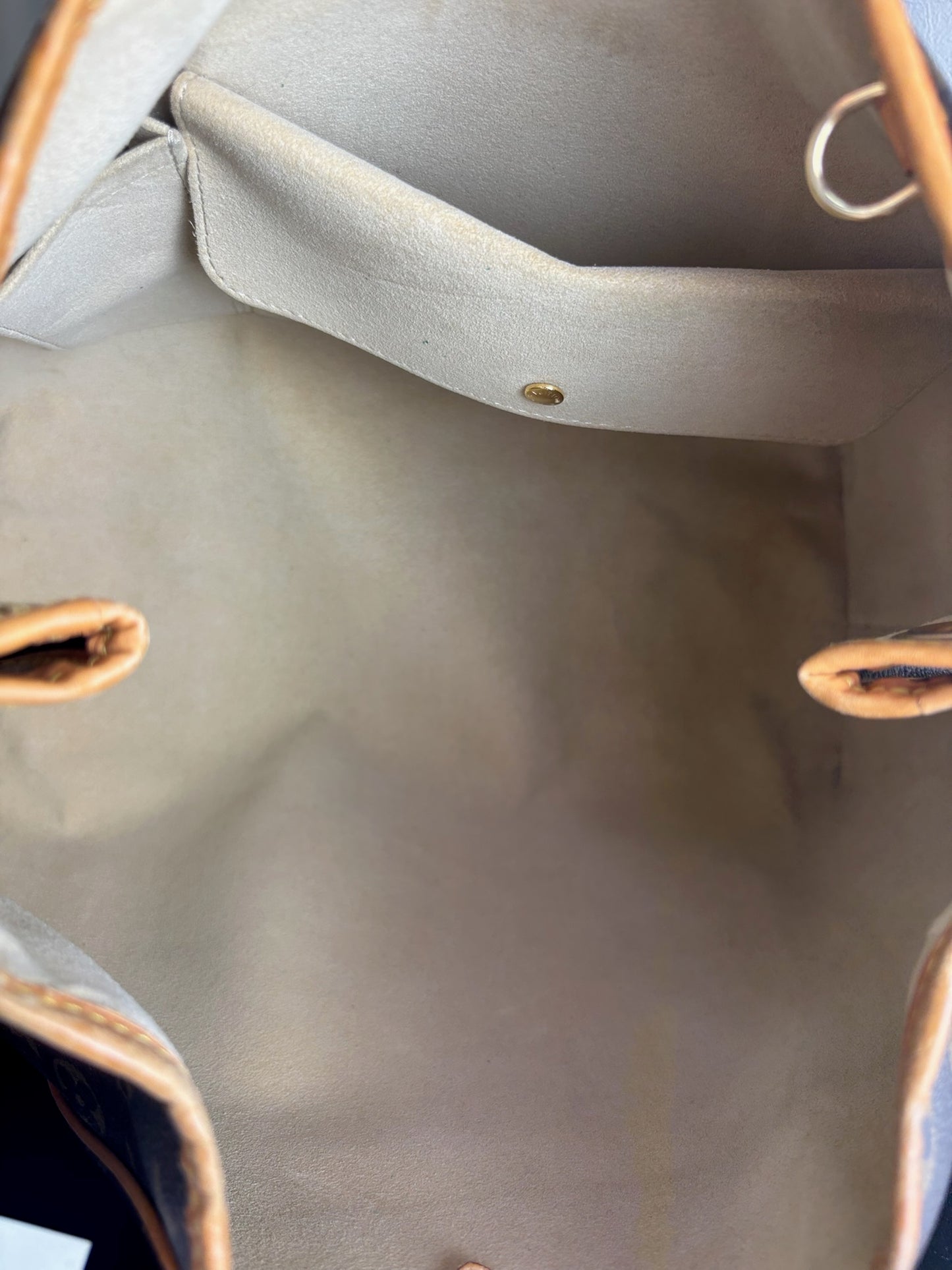 Louis Vuitton Monogram Galliera PM (B01279425DM)