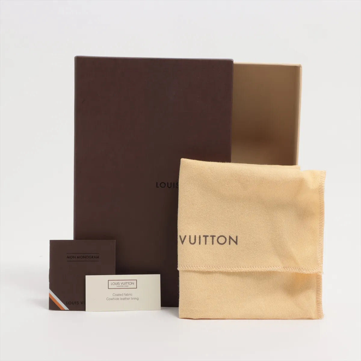 Louis Vuitton Monogram LOVE LOCK Zippy Wallet (SB08-917)