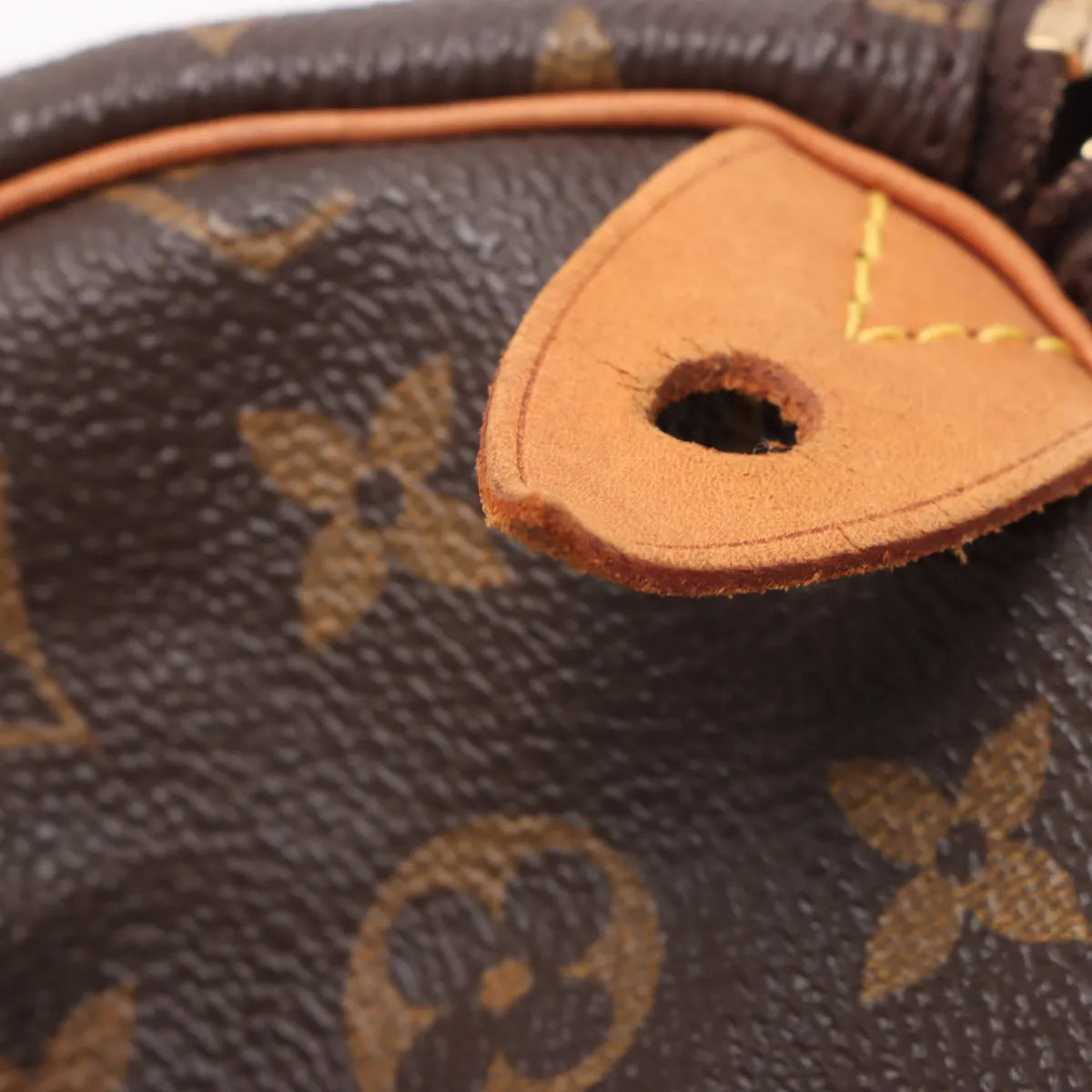 Pre-Owned Louis Vuitton Monogram Speedy 35 MA06-8