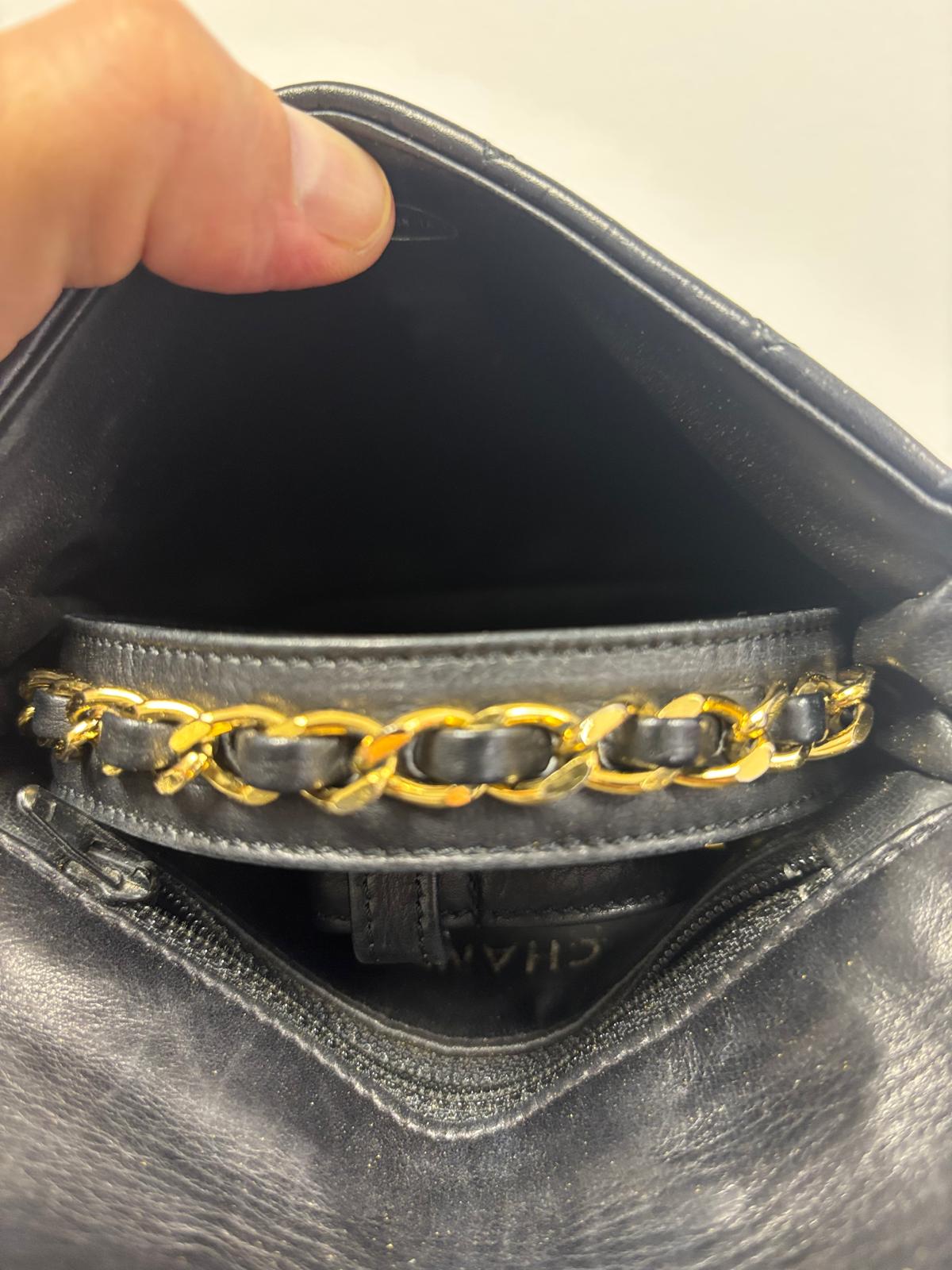bs21318 Chanel Matelassé black lambskin leather waist bag