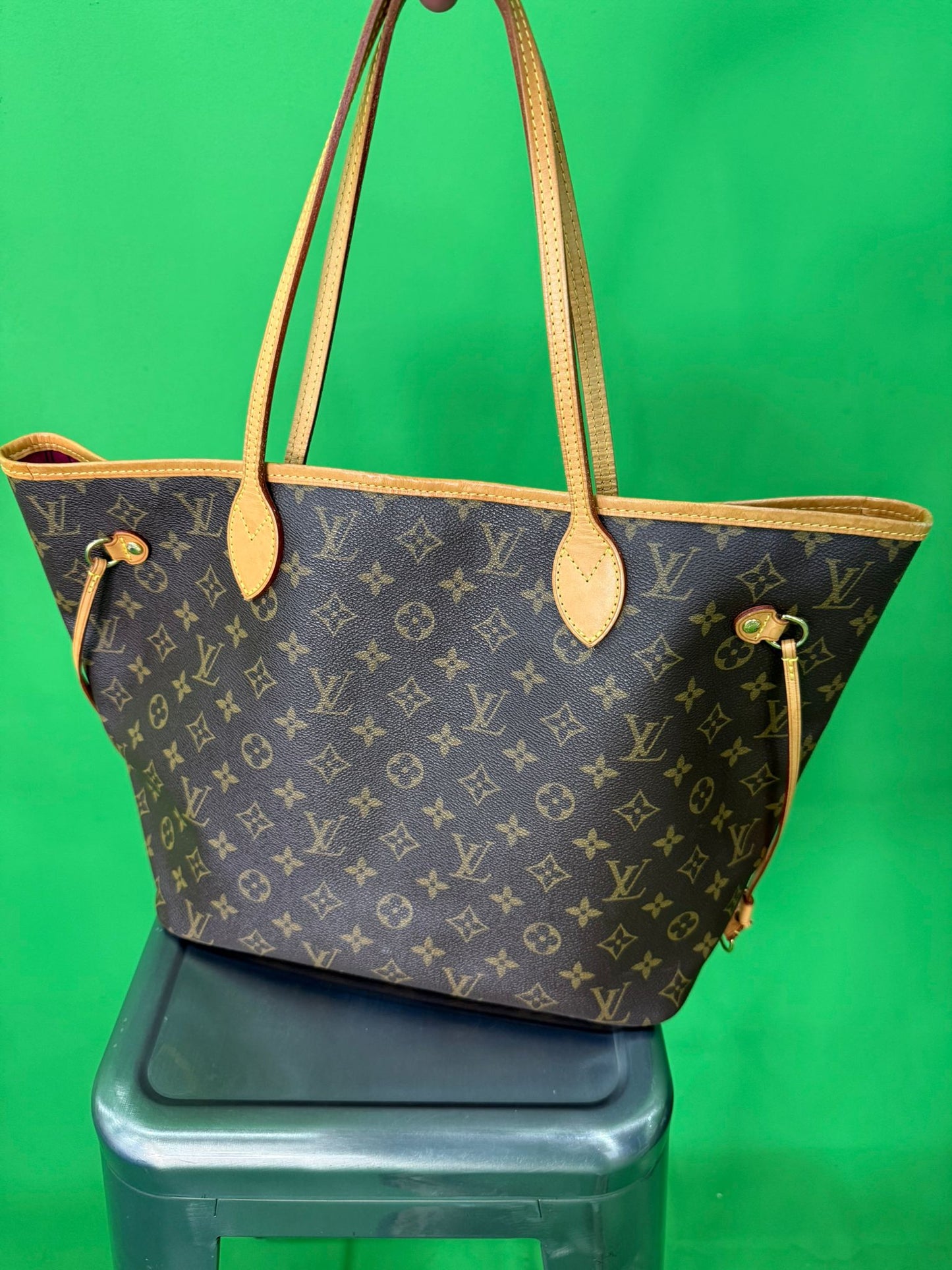 Louis Vuitton Monogram Neverfull MM