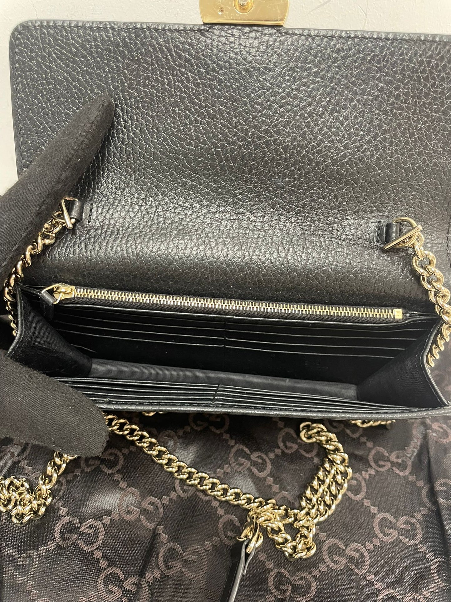 Gucci Interlocking GG Chain Wallet in Black Leather