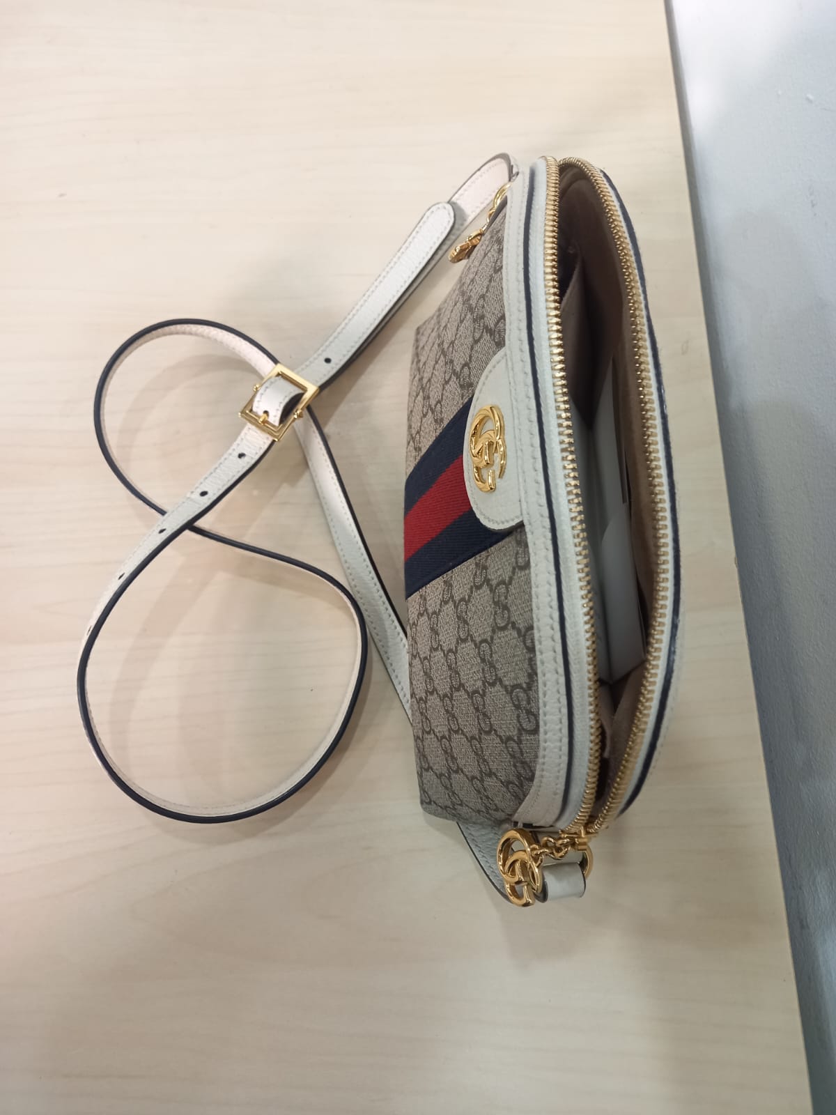 M0804P85 Gucci GG Supreme Ophidia Small Shoulder Bag