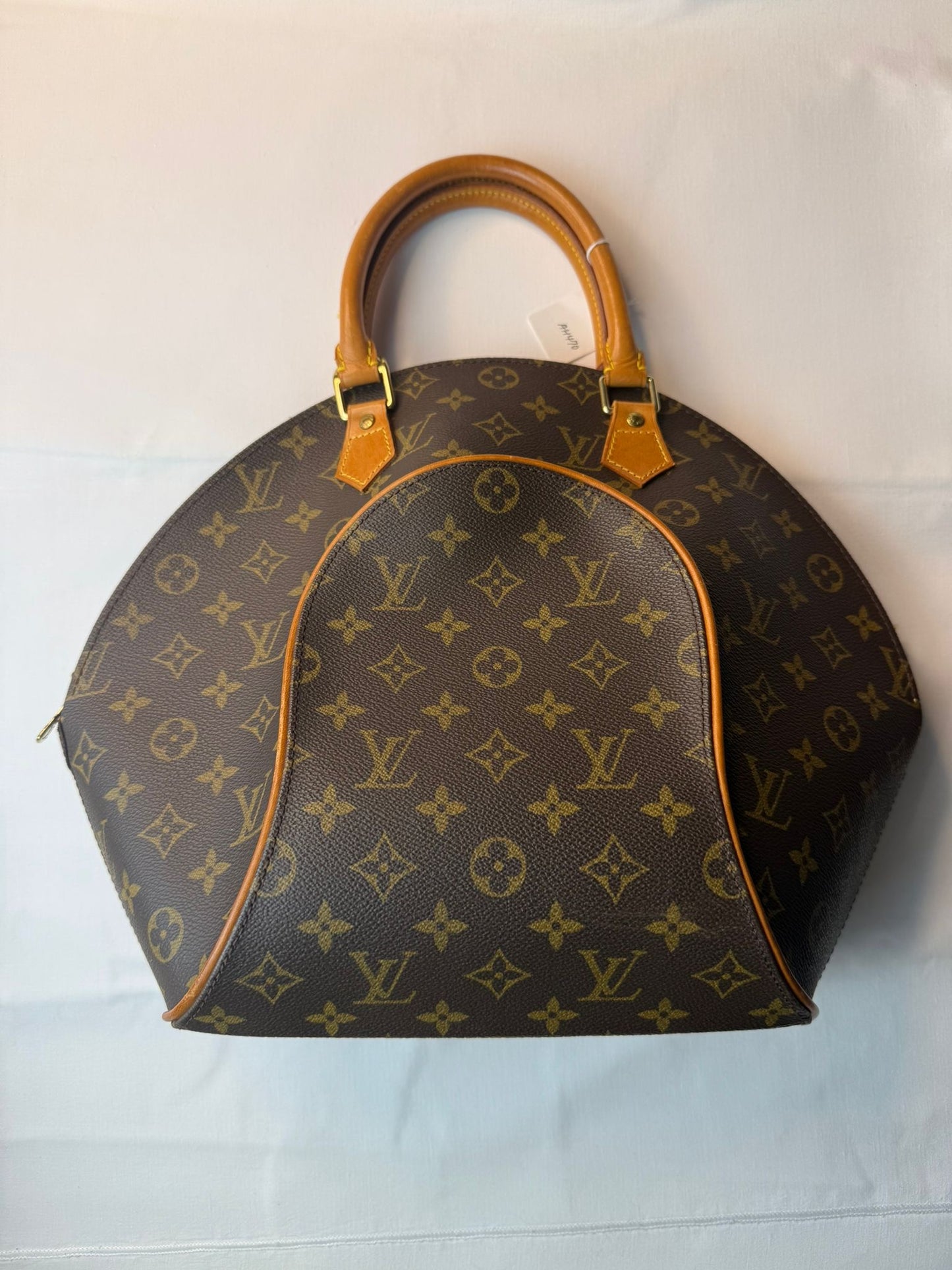 Louis Vuitton Ellipse (AH470)