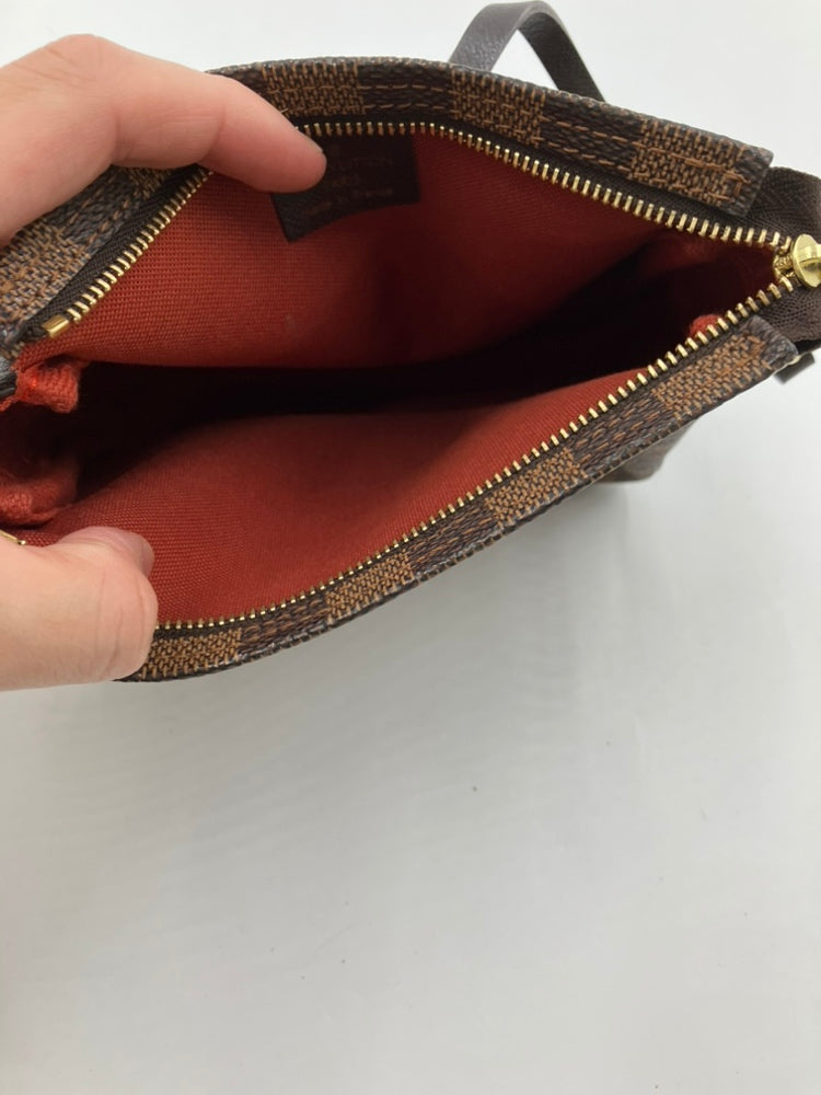 Louis Vuitton Damier Truth Makeup Bag - 2260002665579