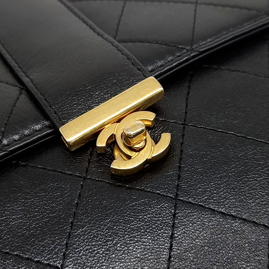 CHANEL FLAP CLUTCH (JP)