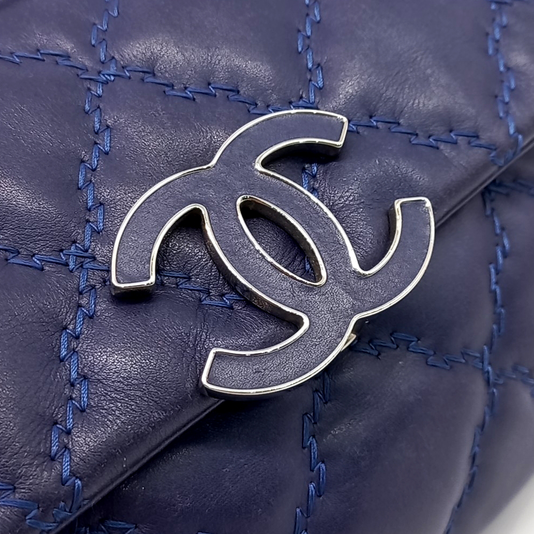 CHANEL HAMPTON STITCH TOTE AND CROSSBODY BAG (JP)